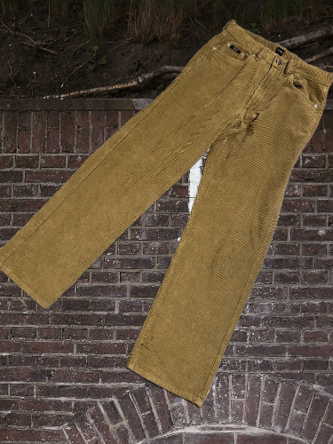 Hugo Boss × Vintage Vintage Hugo Boss Jeans Velvet Chino Pants Size US 32 / EU 48 - 1 Thumbnail