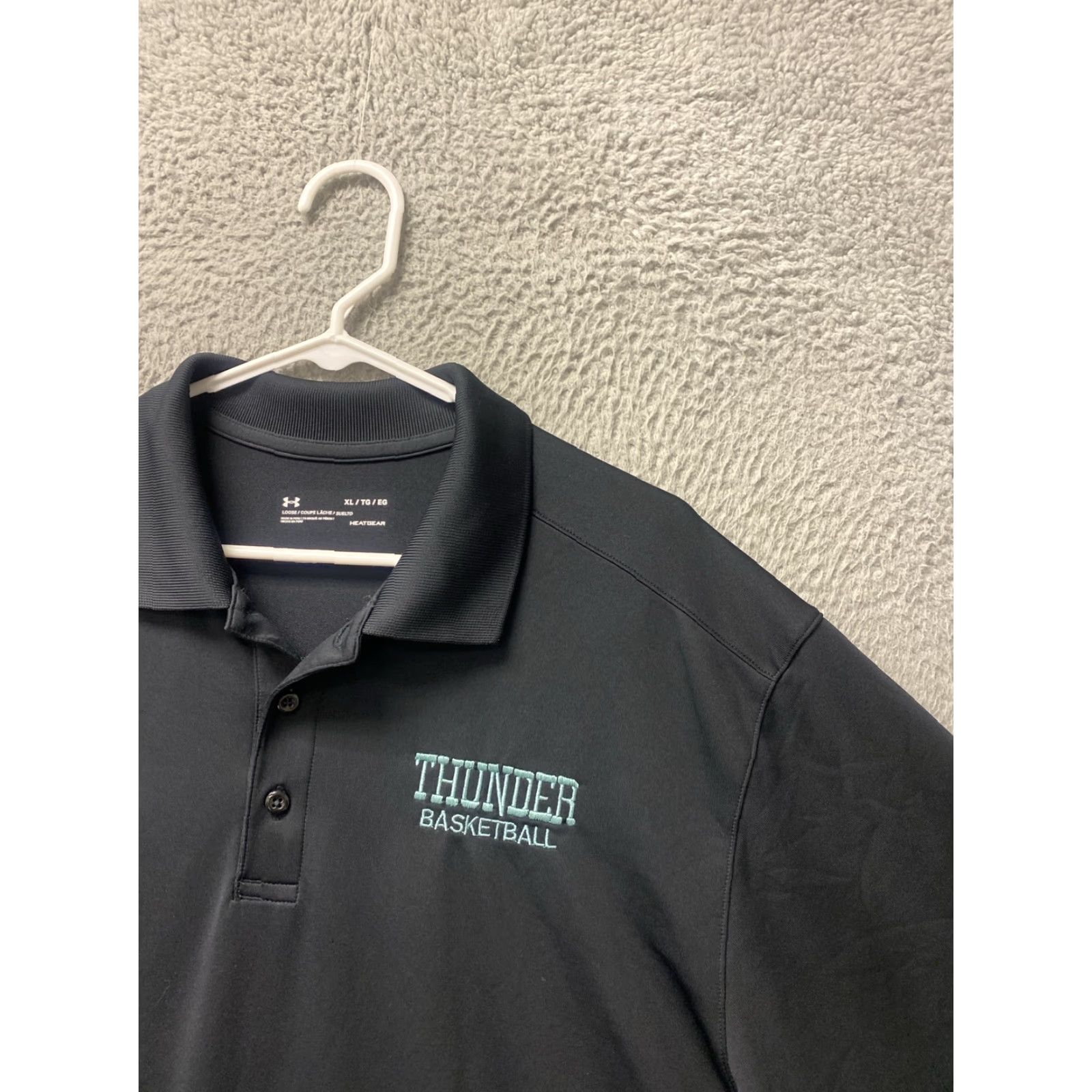 Under Armour Thunder Under Armour Basketball Polo Shirt Mens XL Black Quick Dry Moisture Wicking Collared Short Sleeve UA Victor 114-43 Size US XL / EU 56 / 4 - 2 Thumbnail