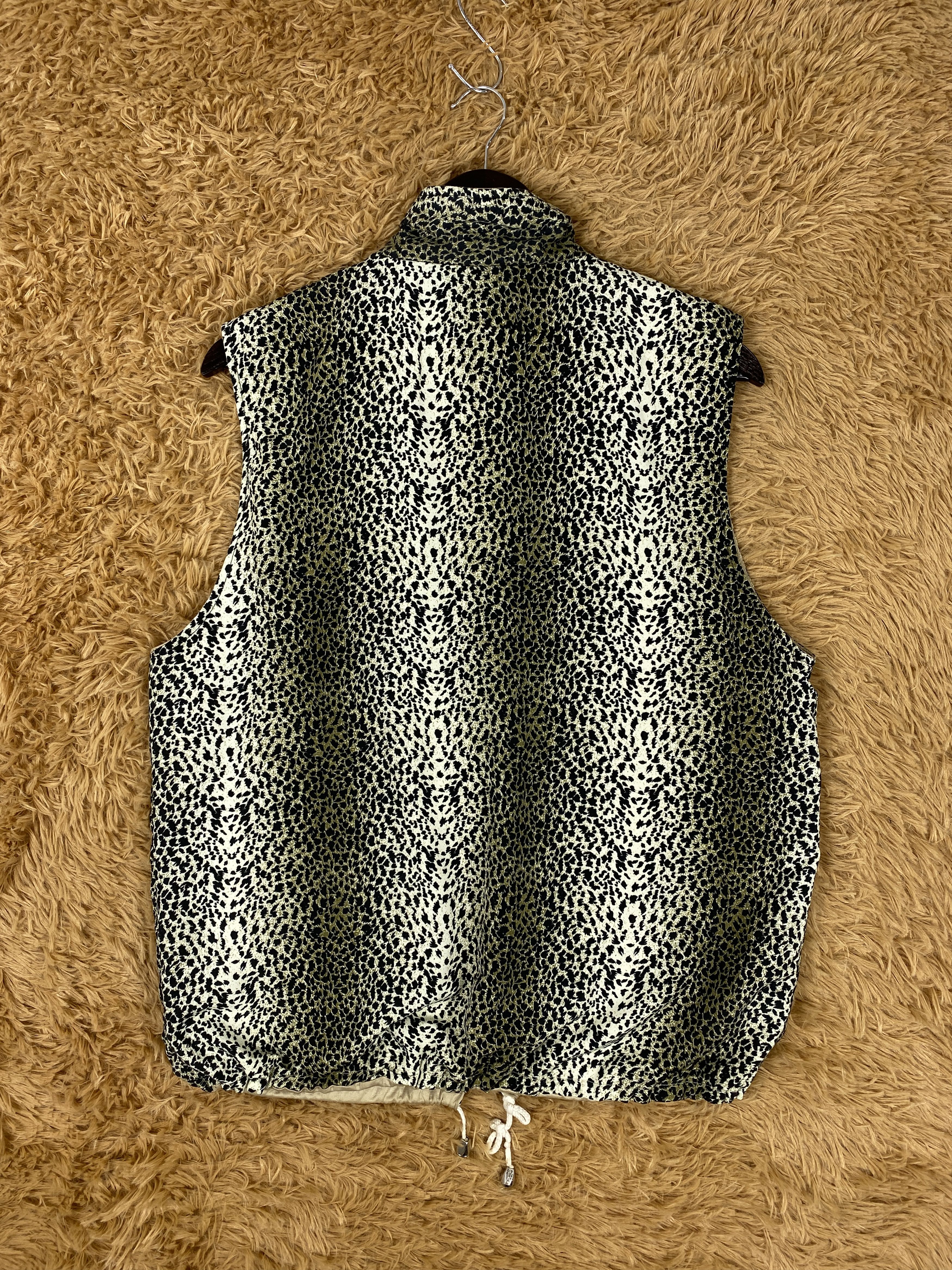 Japanese Brand Vintage Paris Leopard Pattern Reversible Vest Size US S / EU 44-46 / 1 - 4 Thumbnail