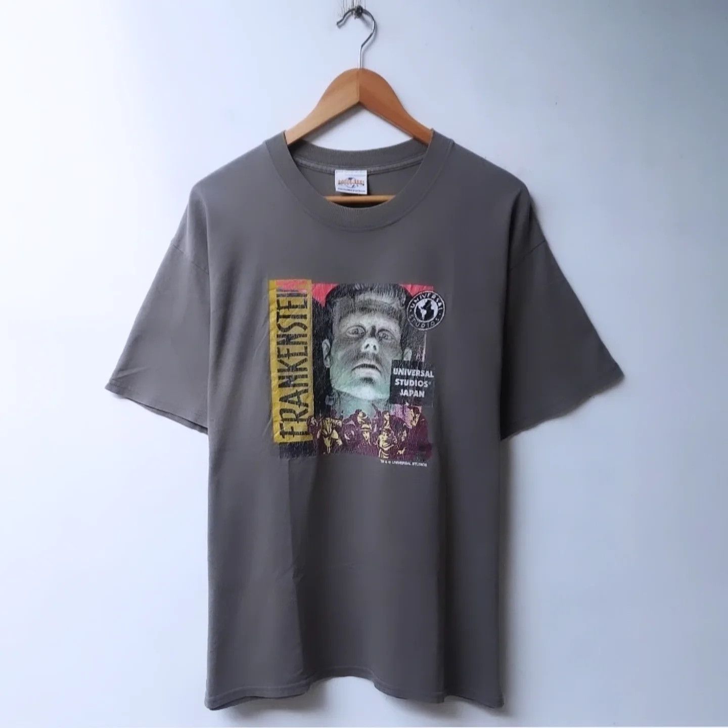Universal Studios × Vintage Vtg Frankenstein Universal Studio Japan Movie Tshirt Size US L / EU 52-54 / 3 - 1 Thumbnail