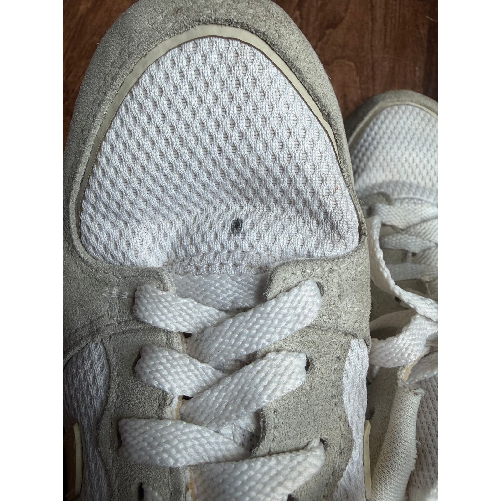 Veja Veja venturi alveomesh sneaker in white women's 7 Size US 7 / IT 37 - 6 Thumbnail