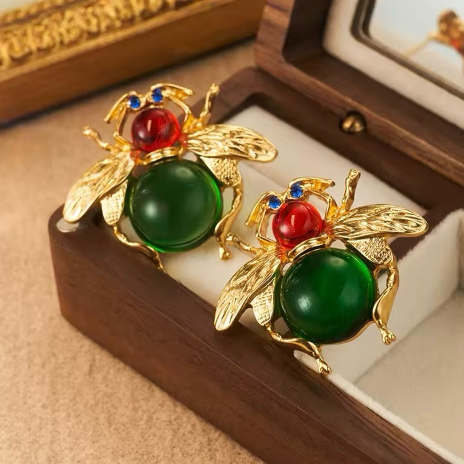 Other Vintage Green Blue Bee Earrings for Women Unique Retro Size ONE SIZE - 2 Thumbnail