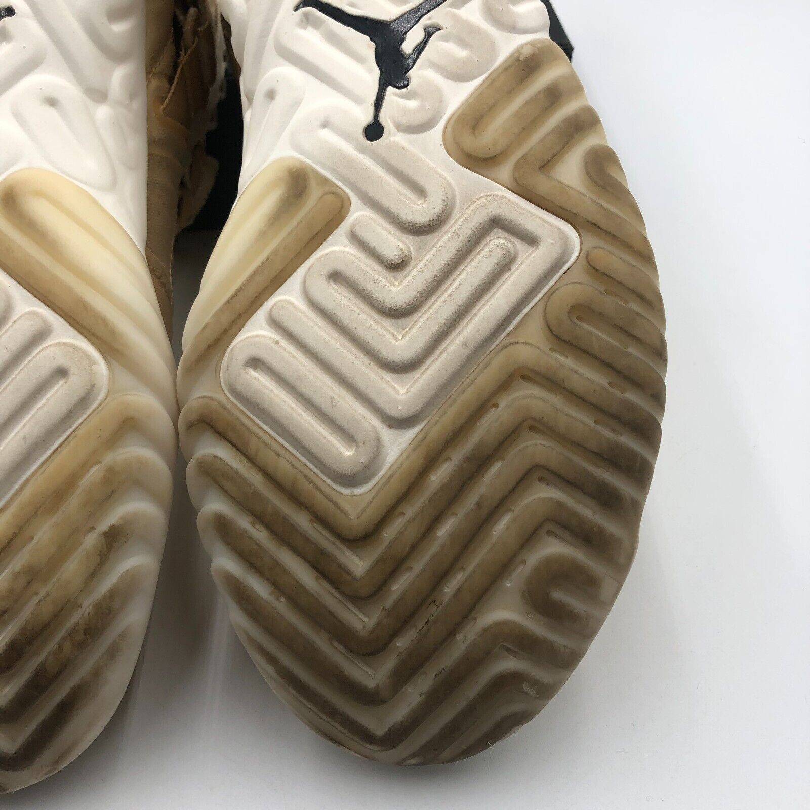 Jordan Brand Size 11.5 - Jordan Proto React Light Cream Size US 11.5 / EU 44-45 - 17 Thumbnail