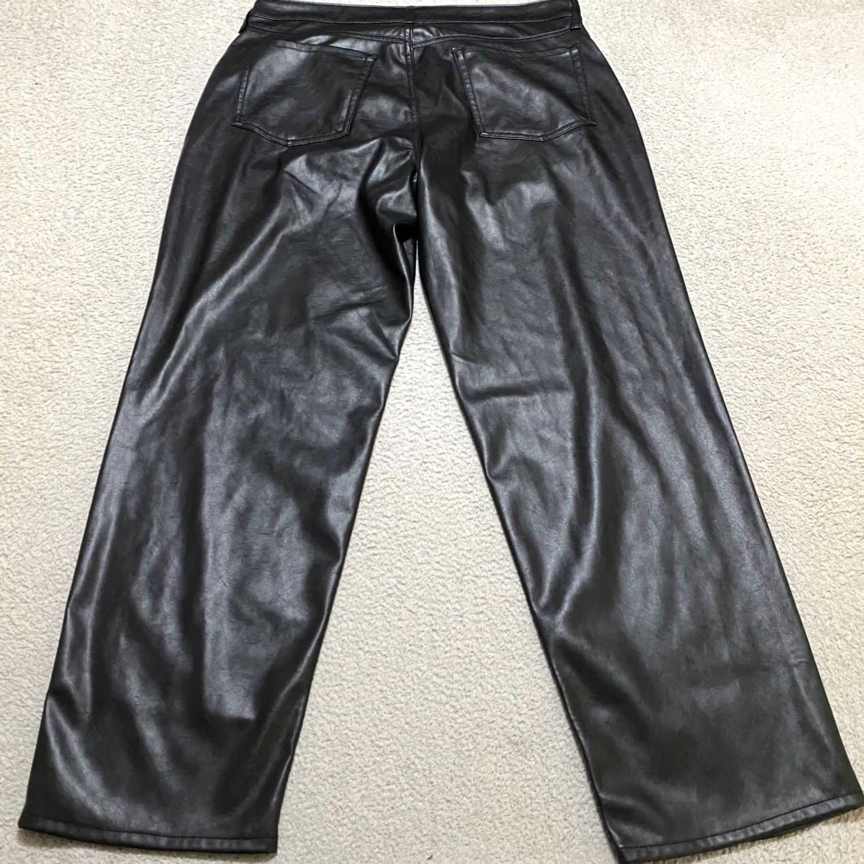 Old Navy Old Navy Pants Womens 16 Black High-Rise Faux Leather Straight Ankle Regular Size 16 Black Size 38" / US 16 / IT 52 - 2 Thumbnail