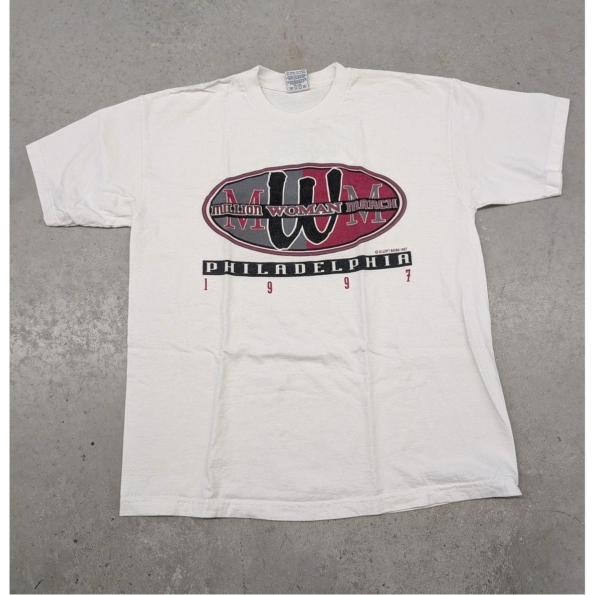 Vintage Vintage 1997 Philadelphia Million Women March t-shirt Size US XL / EU 56 / 4 - 1 Thumbnail