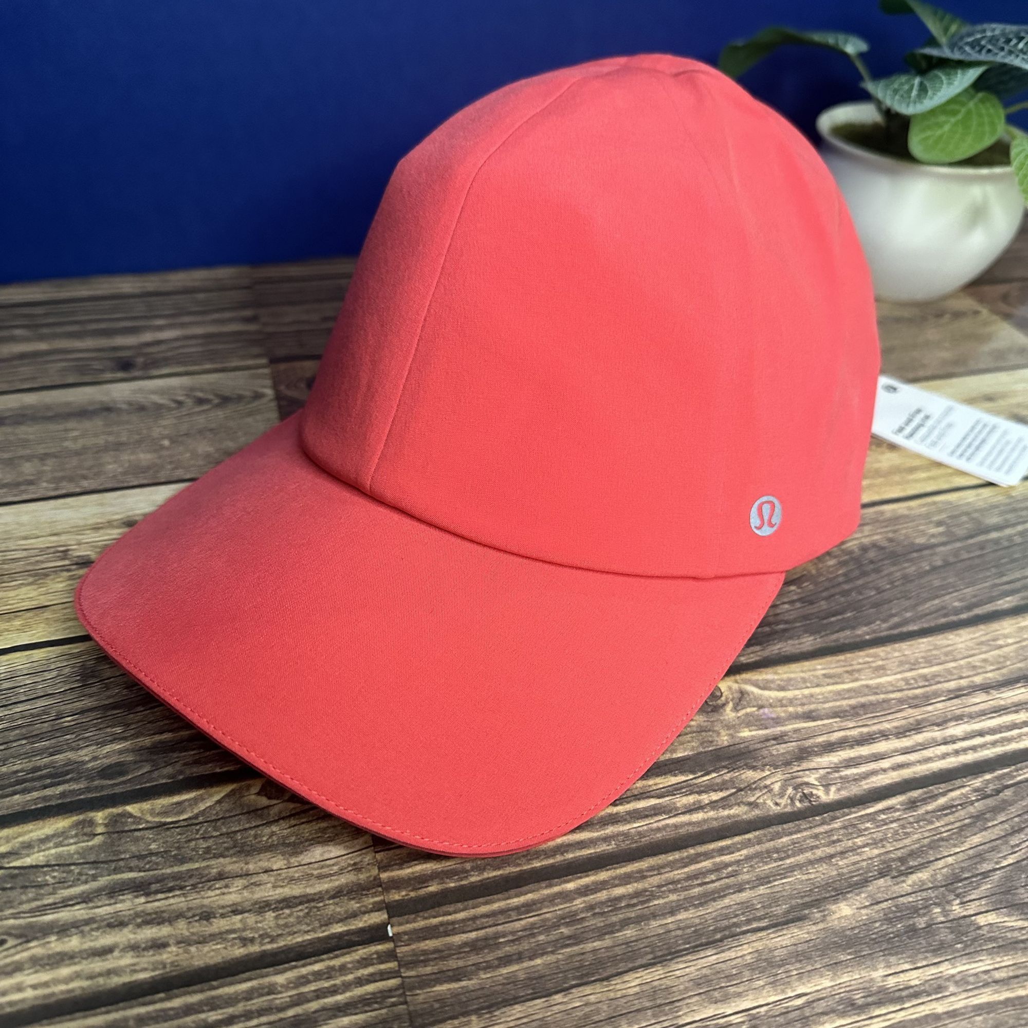 Lululemon Lululemon Women's Fast & Free Running Hat NWT Size S/M Size ONE SIZE - 2 Thumbnail