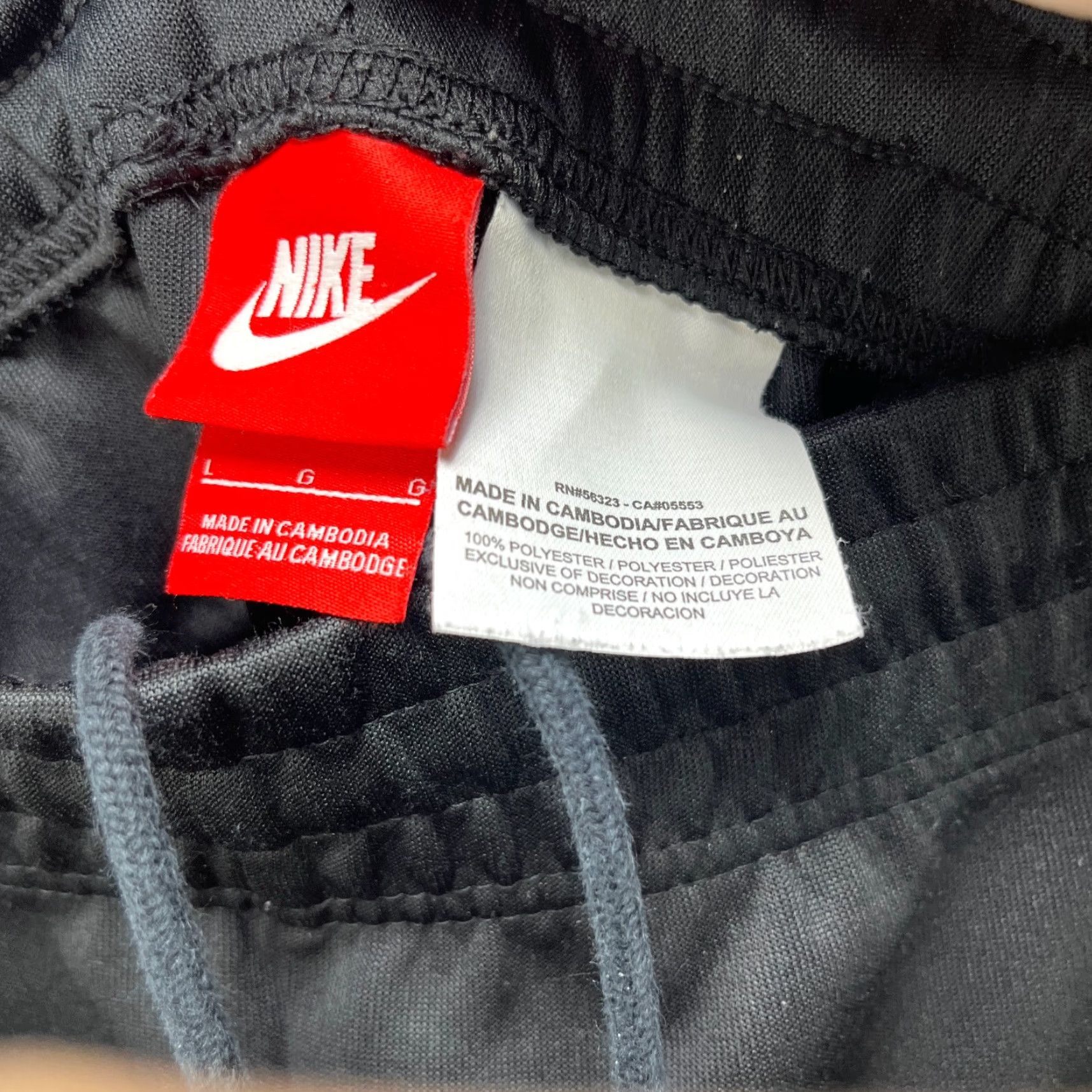 Nike VINTAGE Nike Track Sweatpants Pants Men L Black Sweatpants Nike Drawstring Activewear 90s (Vintage) Mens Size US 33 - 4 Thumbnail