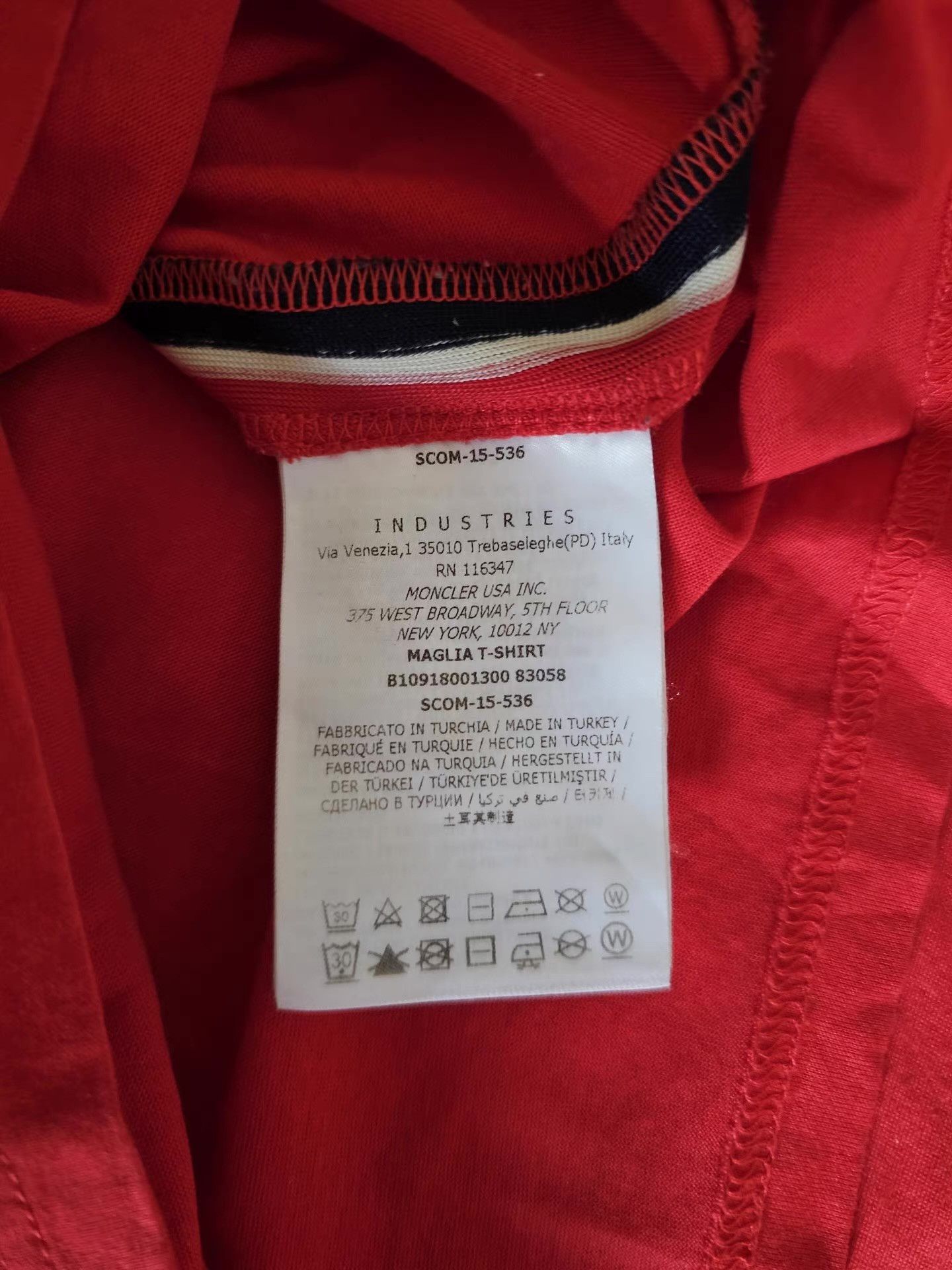 Moncler Moncler Men's Red Short Sleeve T-shirt, Size US L / EU 52-54 / 3 - 8 Thumbnail