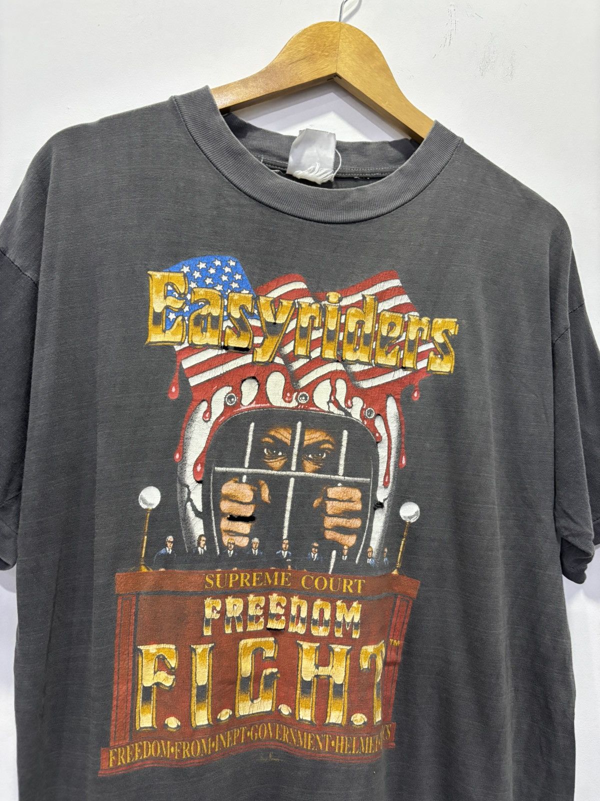 Vintage Vintage Easyriders Freedom Fight Tshirt Size US L / EU 52-54 / 3 - 2 Thumbnail