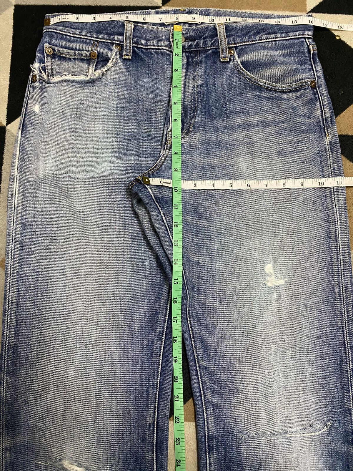Japanese Brand Vintage Uniqlo Blue Wash Distressed Jeans Size US 32 / EU 48 - 15 Thumbnail