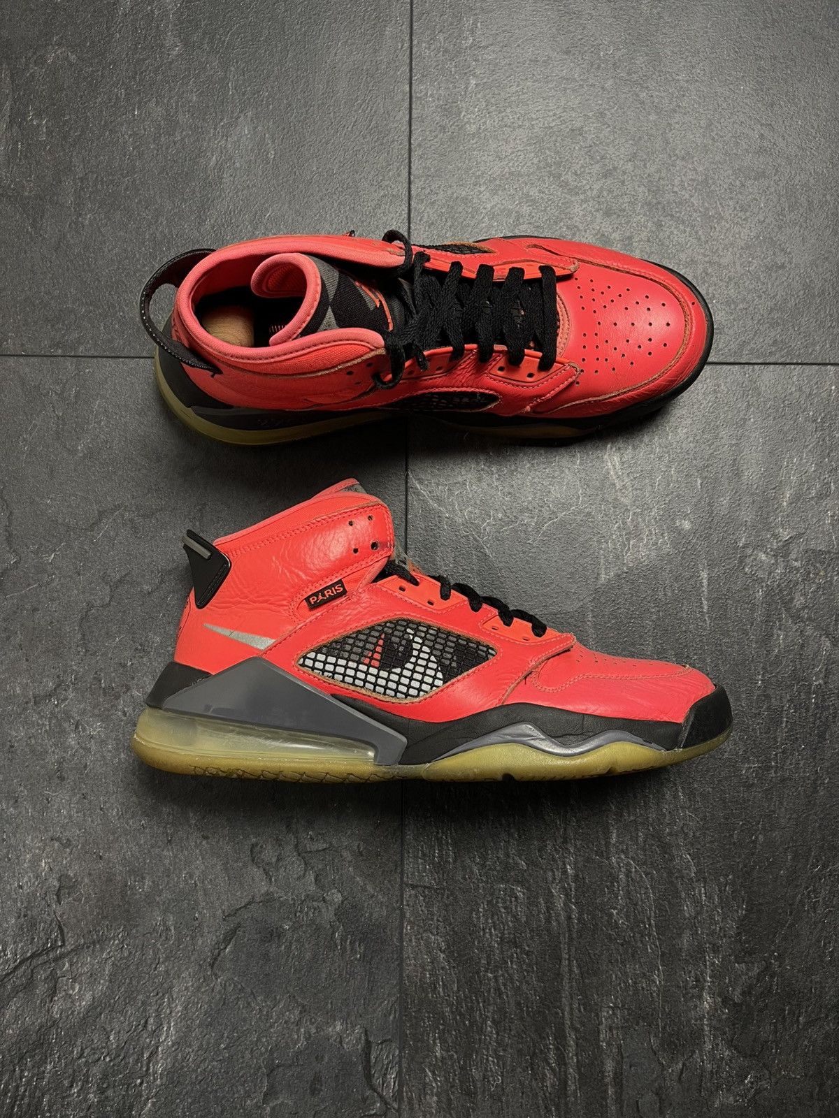 Vintage Men's Jordan Mars 270 PSG Paris Size US 10 / EU 43 - 1 Thumbnail