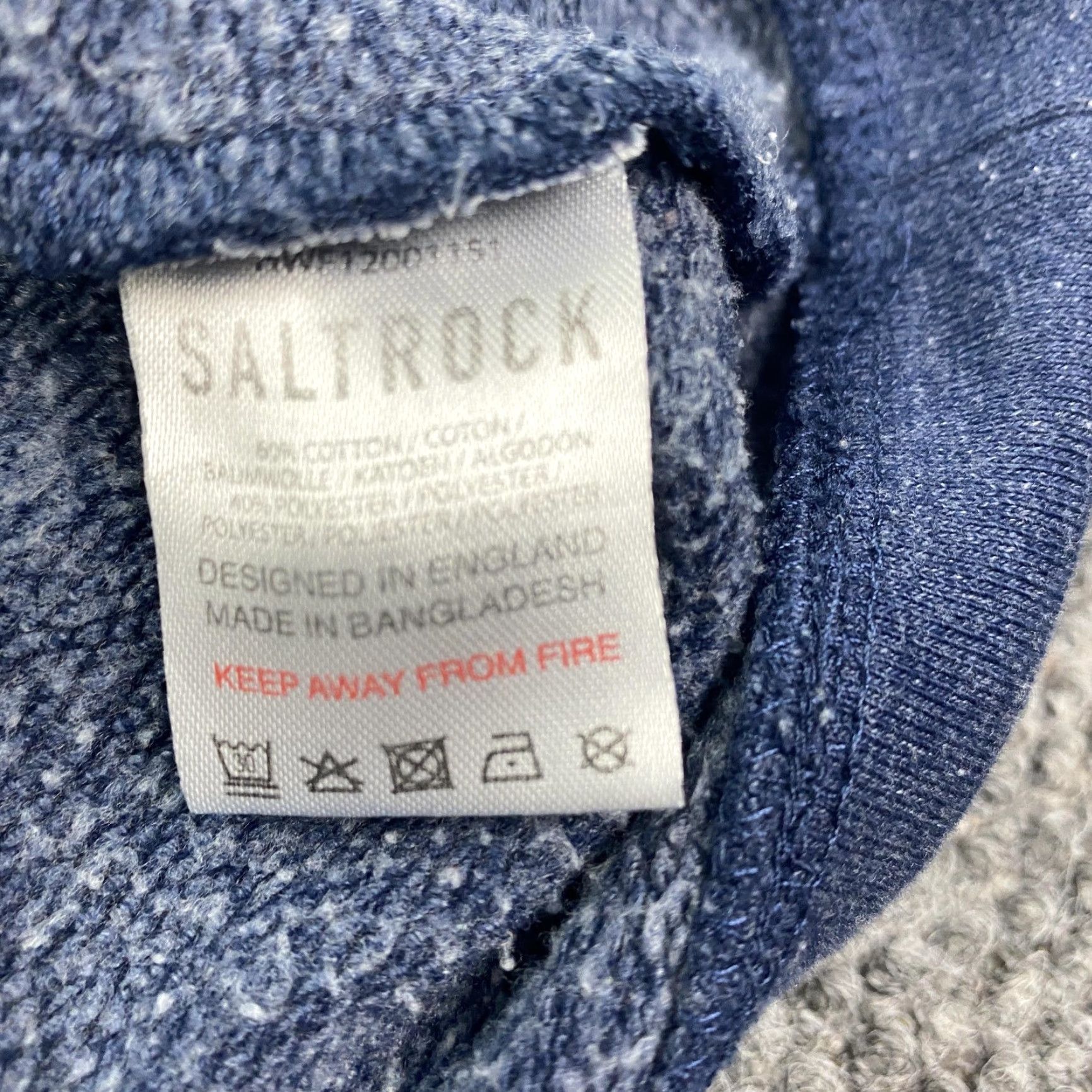 Vintage VINTAGE Saltrock Hoodie Mens Medium Blue Pullover Surf Logo 90s 2000s Size US M / EU 48-50 / 2 - 6 Thumbnail