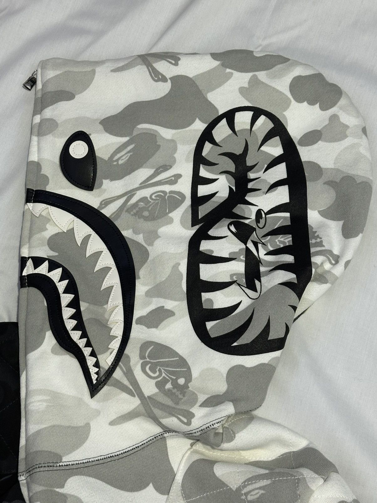 Bape × Neighborhood BAPE × NEIGHBORHOOD Split Shark Full-Zip Hoodie Size US XL / EU 56 / 4 - 7 Thumbnail