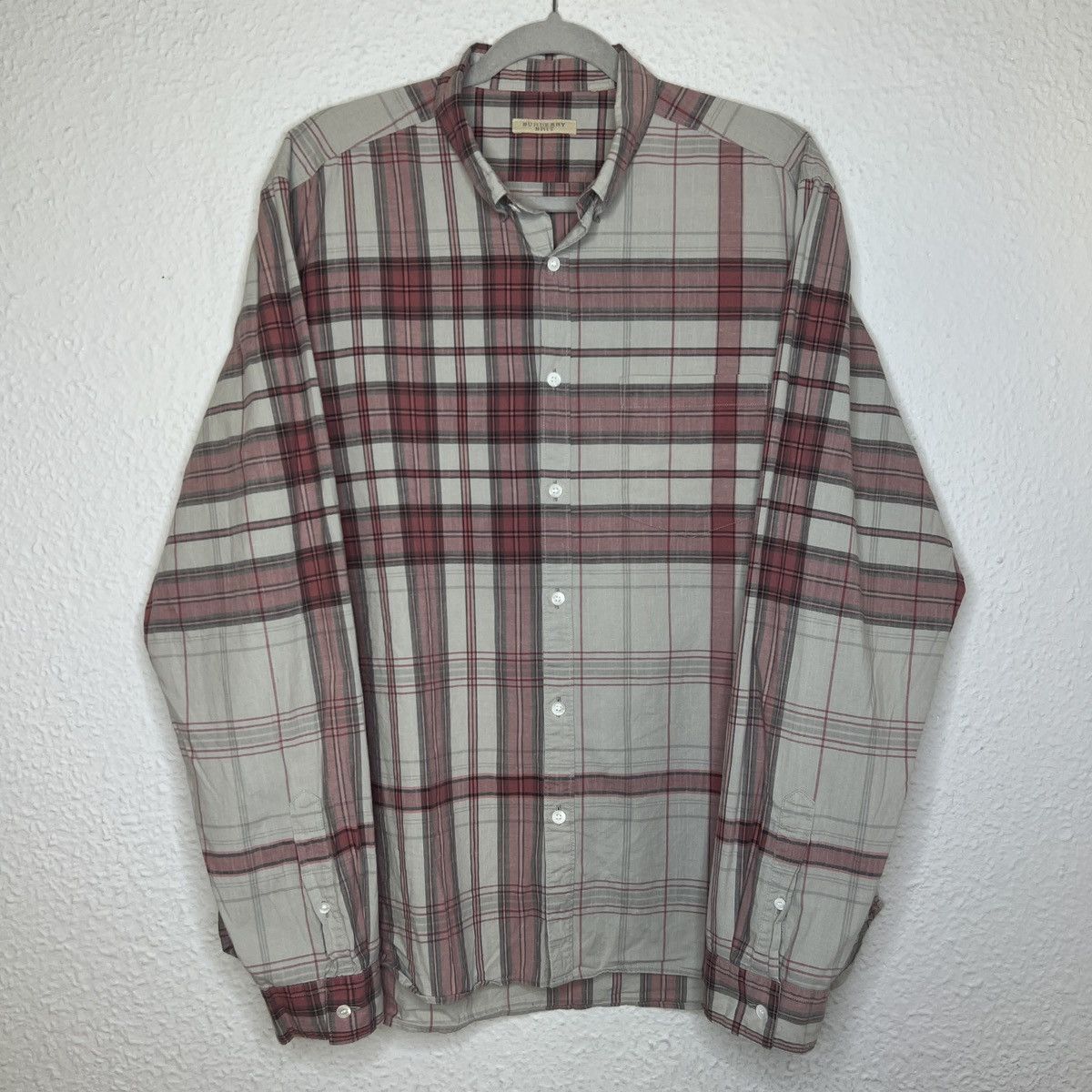 Burberry Burberry Shirt Button Up Nova Check Pattern Print Grey Red Size US XL / EU 56 / 4 - 1 Thumbnail