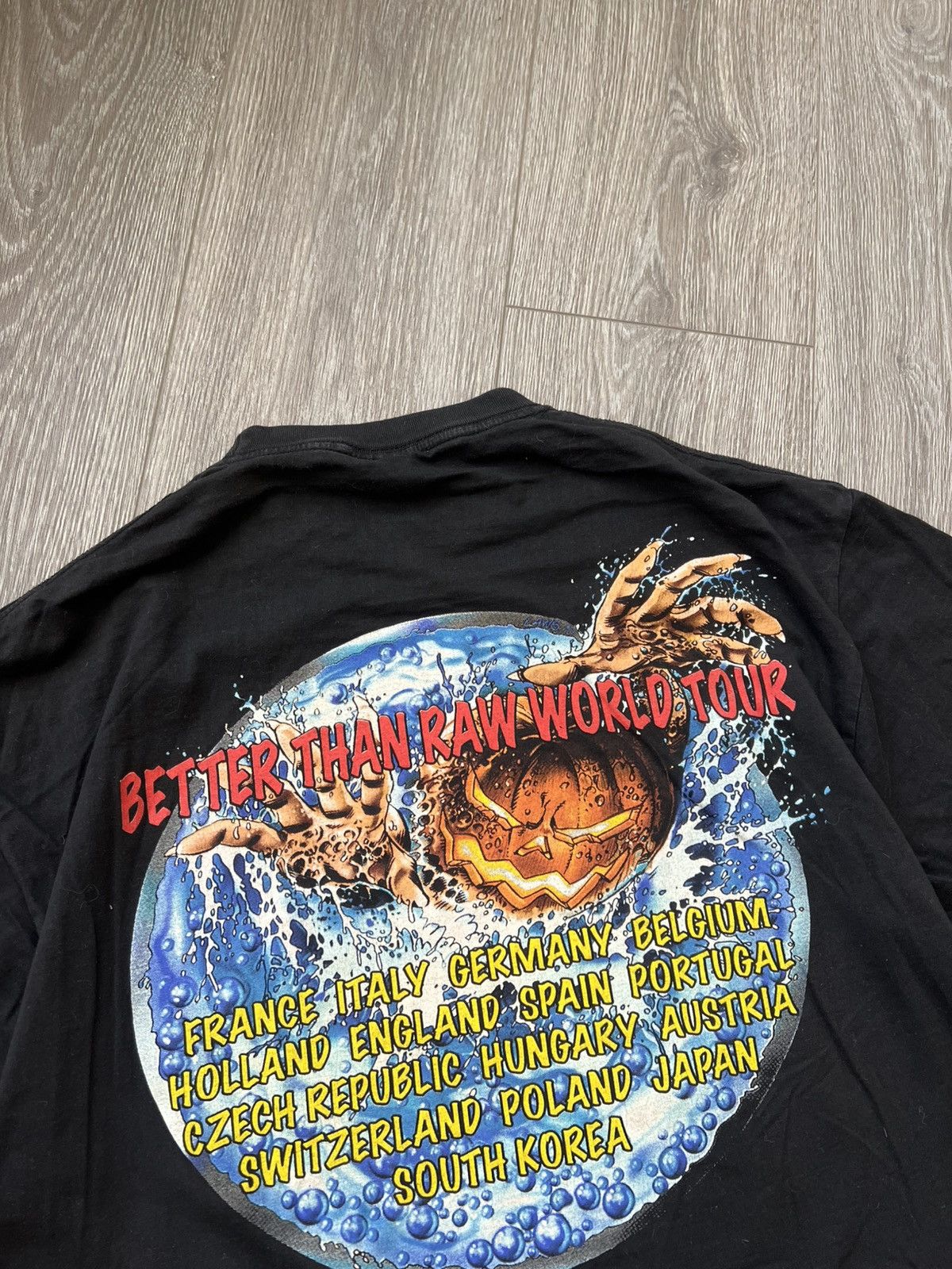 Band Tees Vintage 1998 Helloween Band Tee Rock Merch T-Shirt 90s Size US L / EU 52-54 / 3 - 11 Thumbnail