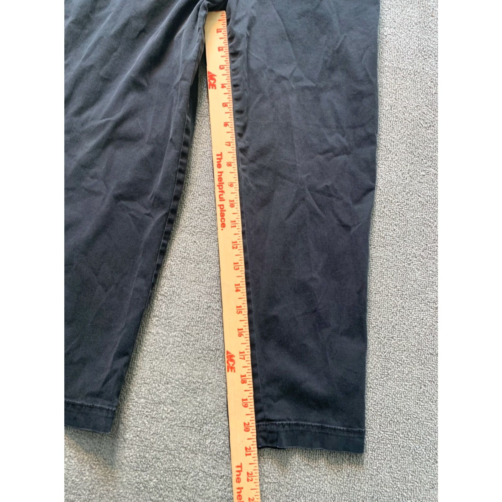 Liz Claiborne **Audra Liz Claiborne Womens Black Size 4 Pants** User: **Liz Claiborne Audra Womens Black Size 4 Pants** Size 27" / US 4 / IT 40 - 2 Thumbnail