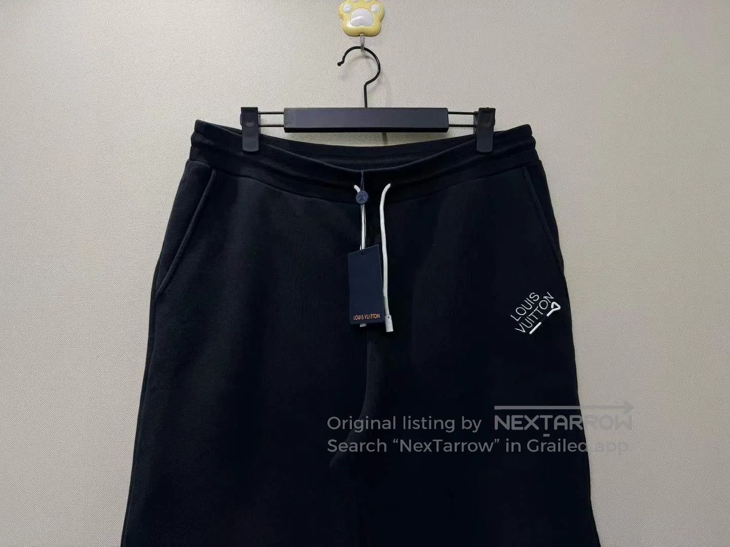 Louis Vuitton Louis Vuitton size XXL Black Pin Embroidered Letter Pants| Size US 27 - 2 Thumbnail