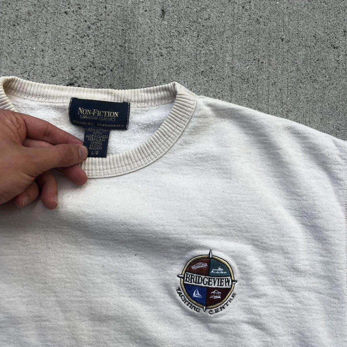 Vintage Vintage 1990s Thrashed Yacht Club Crewneck Size US L / EU 52-54 / 3 - 2 Thumbnail