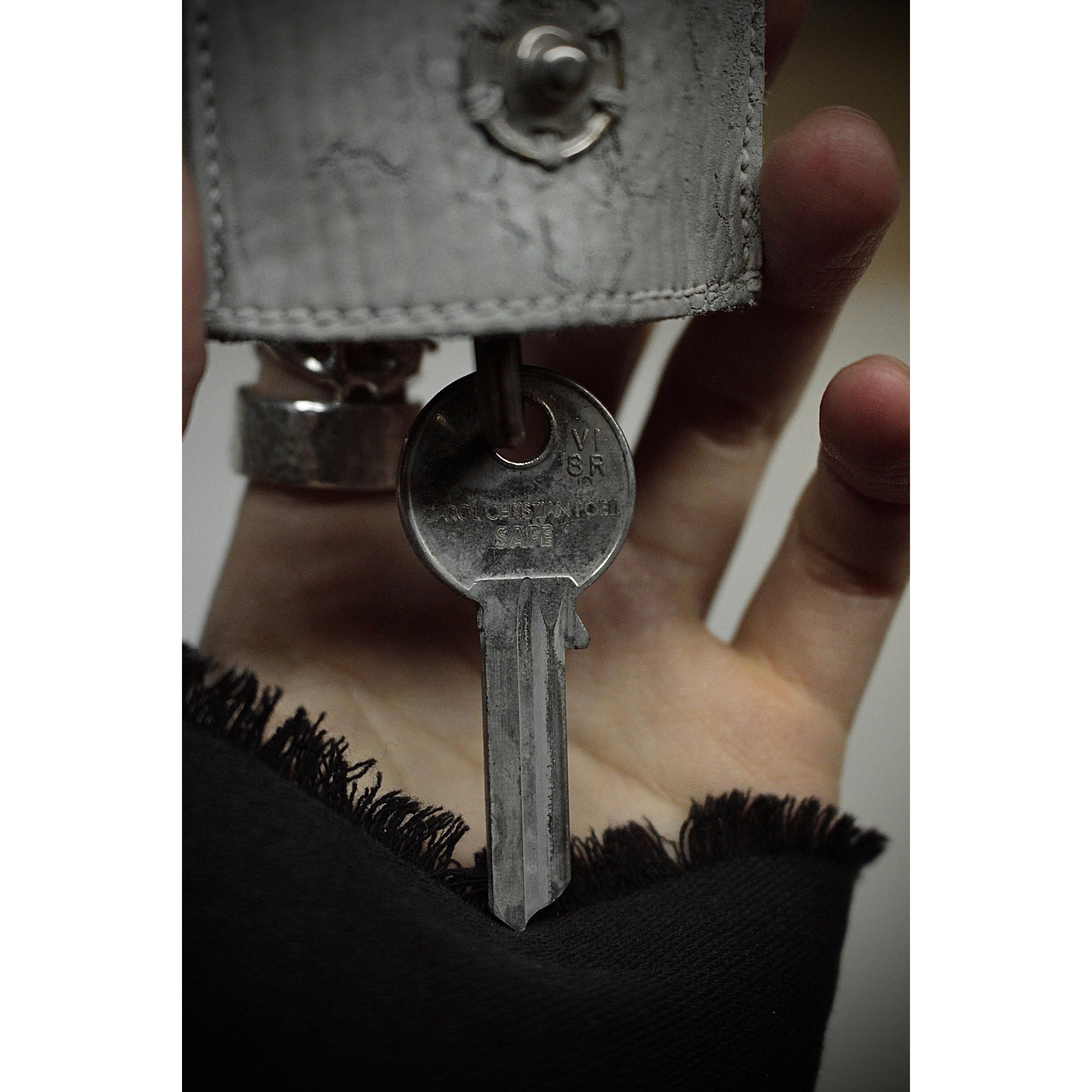 Carol Christian Poell Carol Christian Poell MM/2265 Silver Hook Key Horse Case Size ONE SIZE - 2 Thumbnail