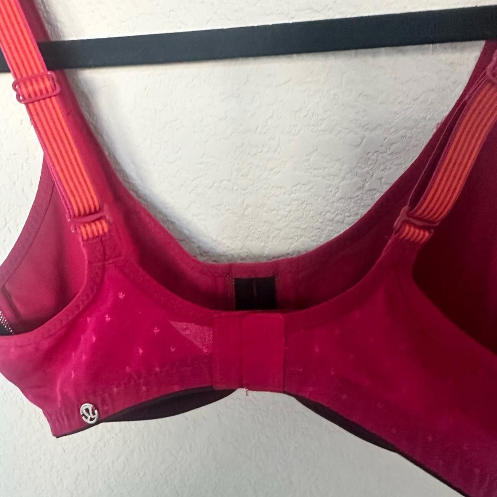 Lululemon Lululemon Boob Wired Mesh Bra Bumble Berry 32D Size ONE SIZE - 6 Thumbnail