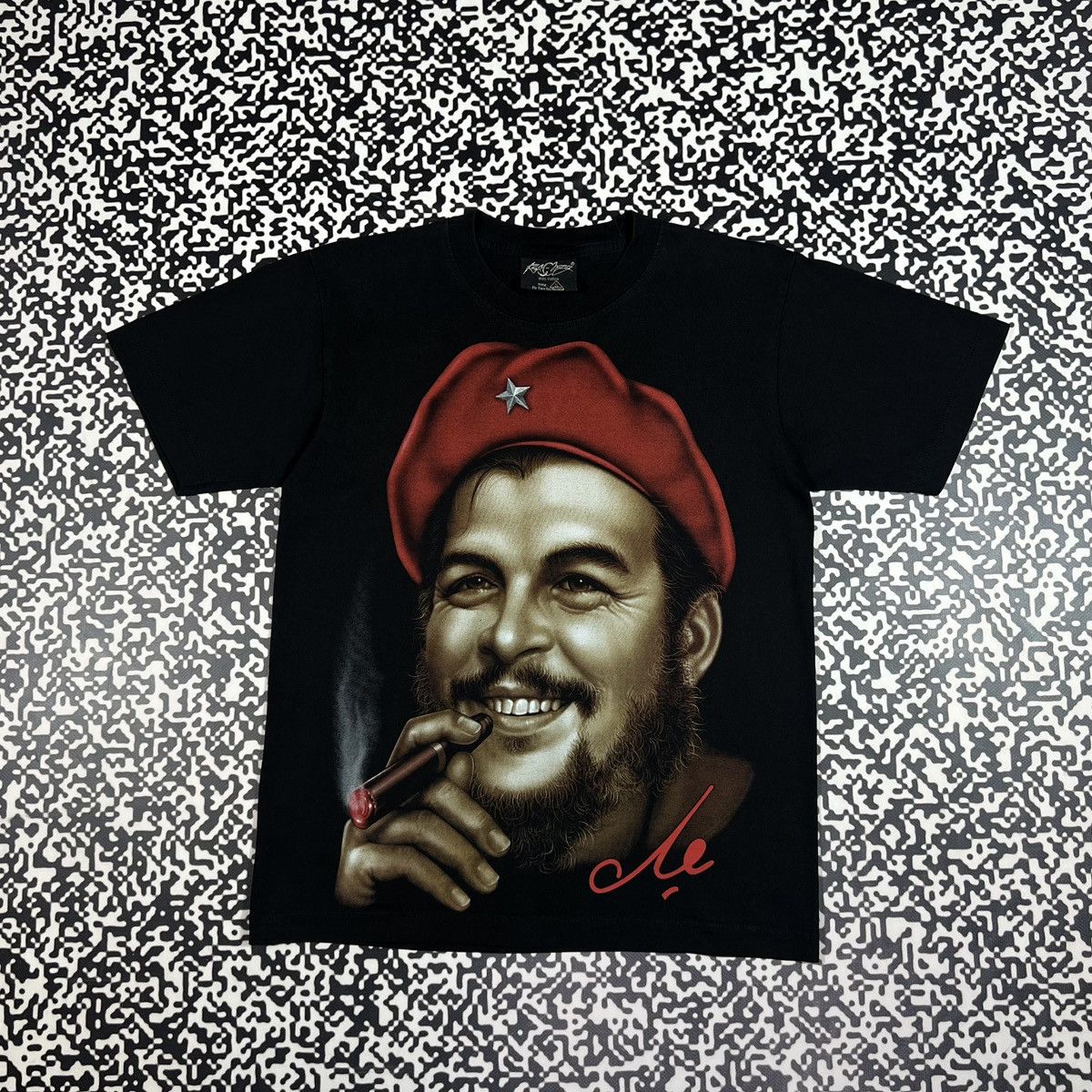 Vintage Vintage 00s Che Guevara Revolution Band Style Face T-shirt Size US S / EU 44-46 / 1 - 1 Thumbnail