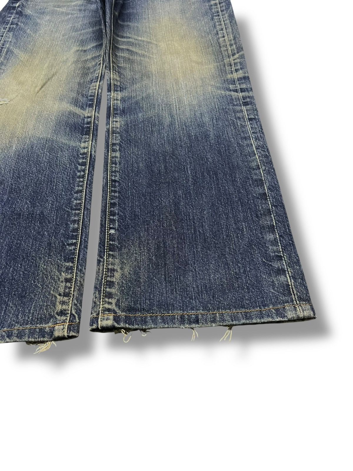 Uniqlo Vintage Uniqlo UJ S002 Japan - Faded Mud Wash Jeans Size US 33 - 7 Thumbnail