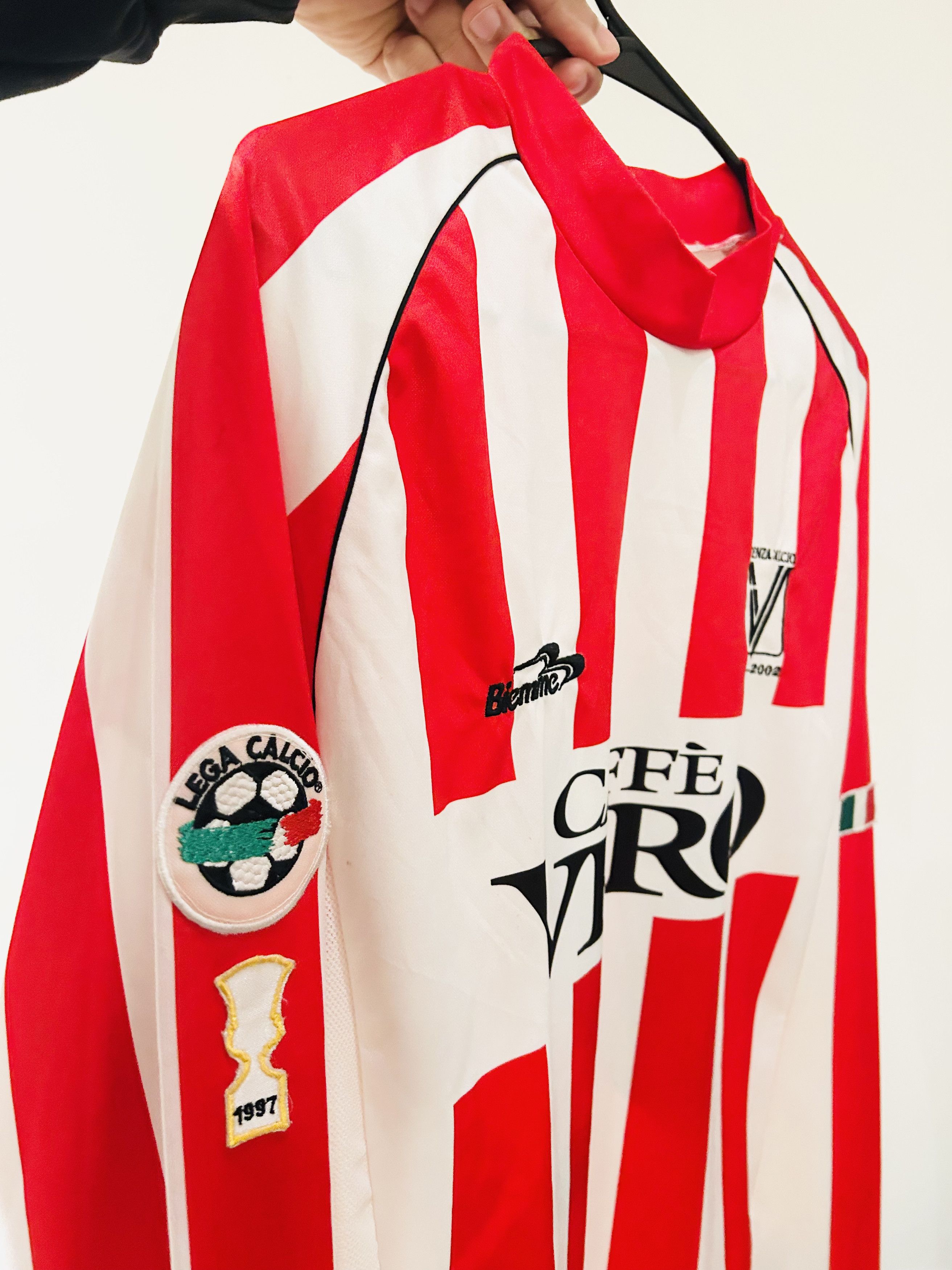 Vintage Vicenza 2001/02 home Matchworn jersey Size US XL / EU 56 / 4 - 3 Thumbnail