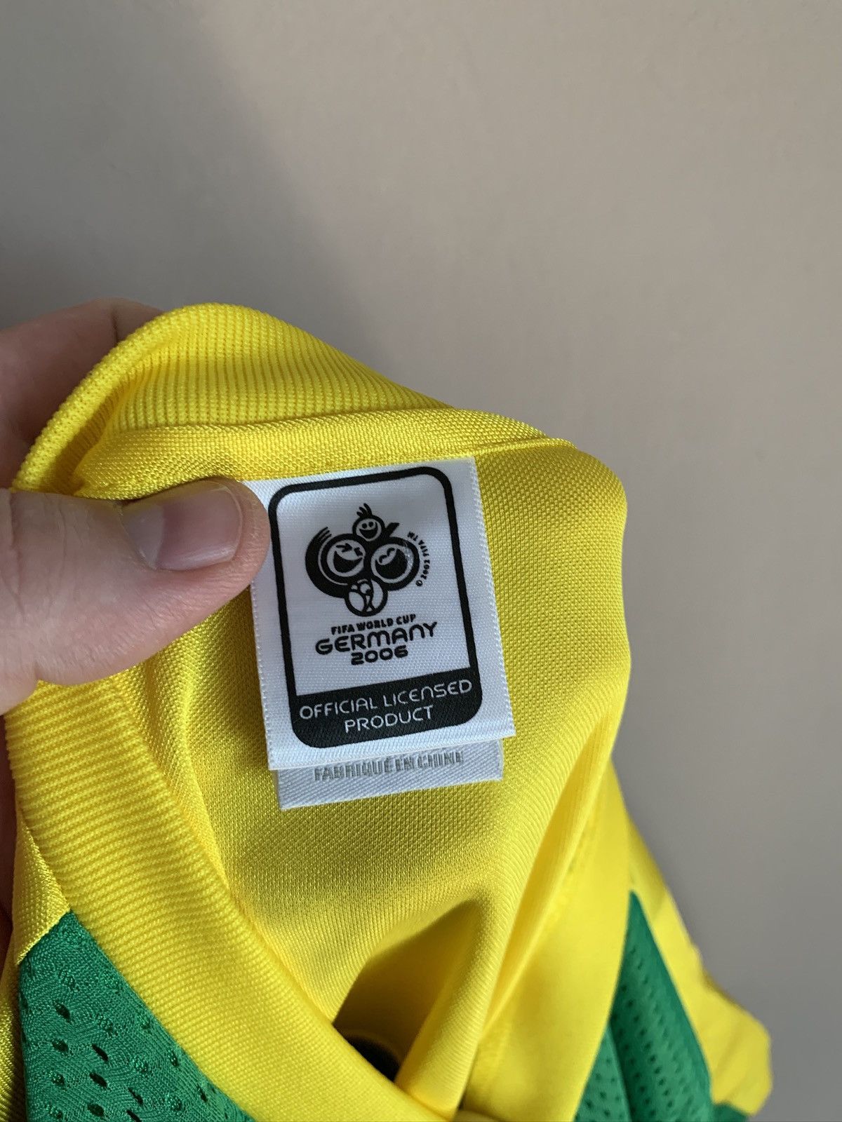 Vintage Brazil World Cup 2006 Football Shirt Soccer Jersey Vintage Size US L / EU 52-54 / 3 - 9 Thumbnail