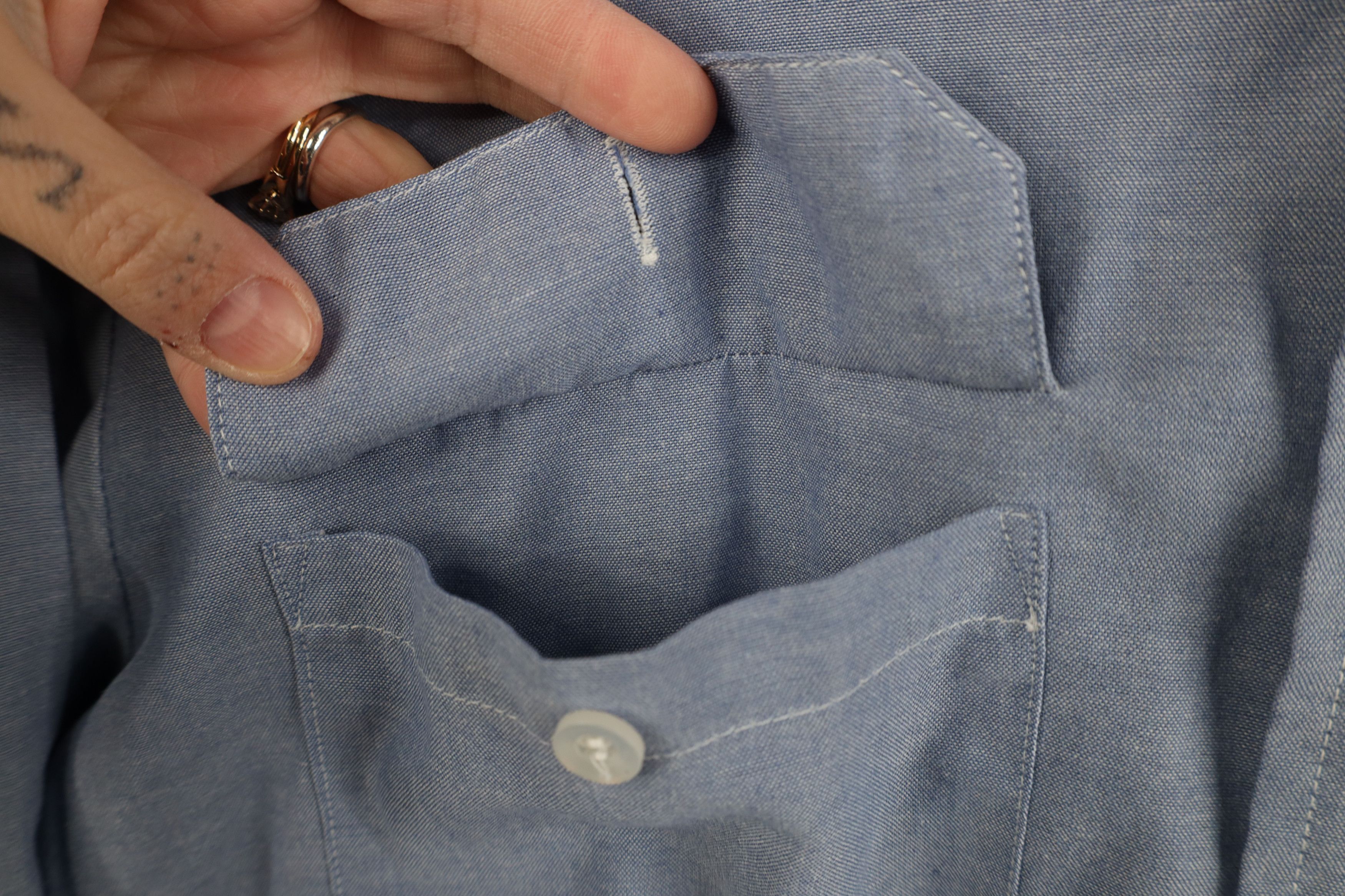 Vintage Vintage 90s Streetwear Chambray Button Shirt Workwear Blue Size US L / EU 52-54 / 3 - 9 Thumbnail