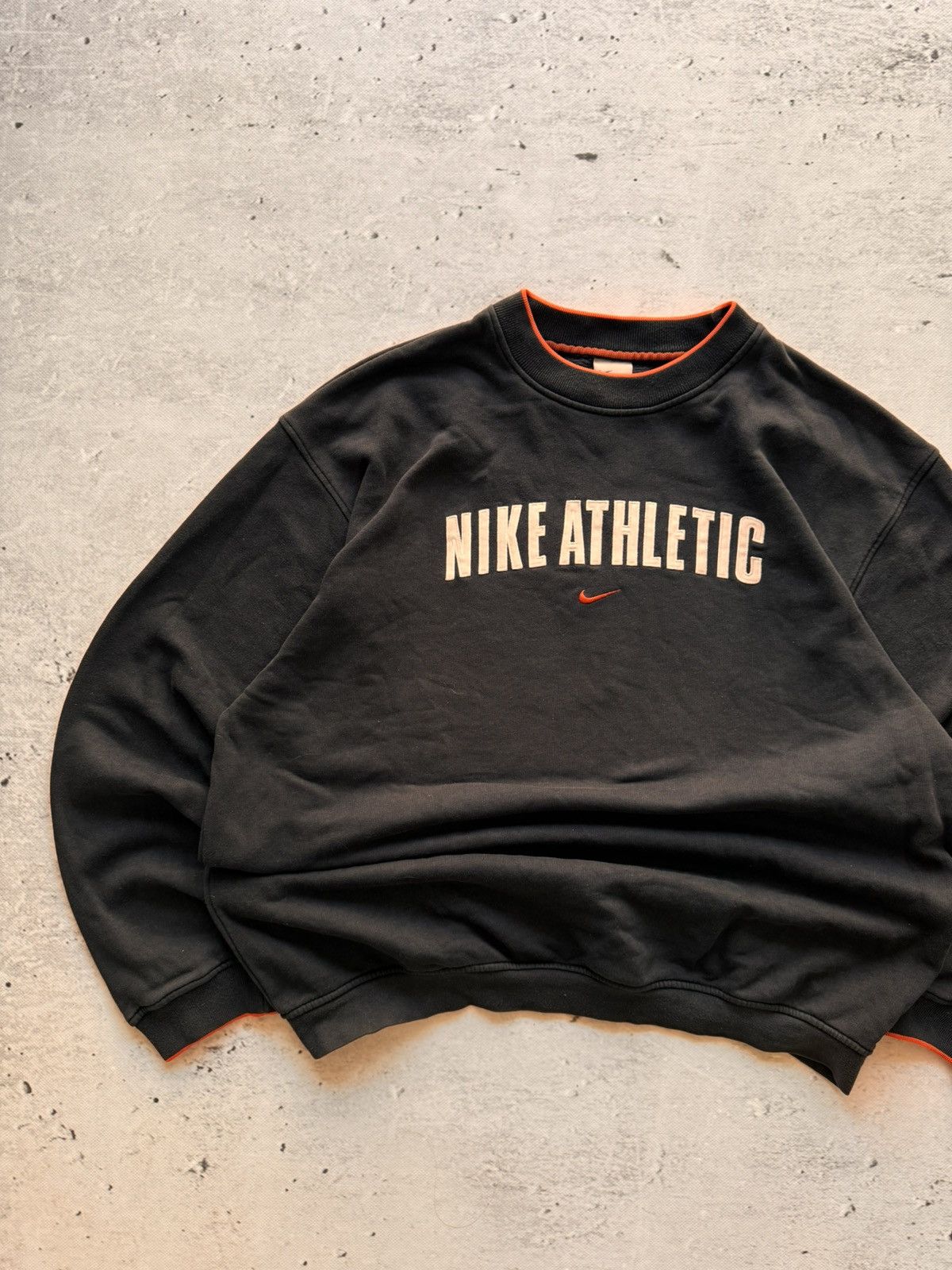 Nike × Vintage NIKE VINTAGE CENTER LOGO OVERSIZE BOXY SWEATSHIRT Size US XL / EU 56 / 4 - 2 Thumbnail