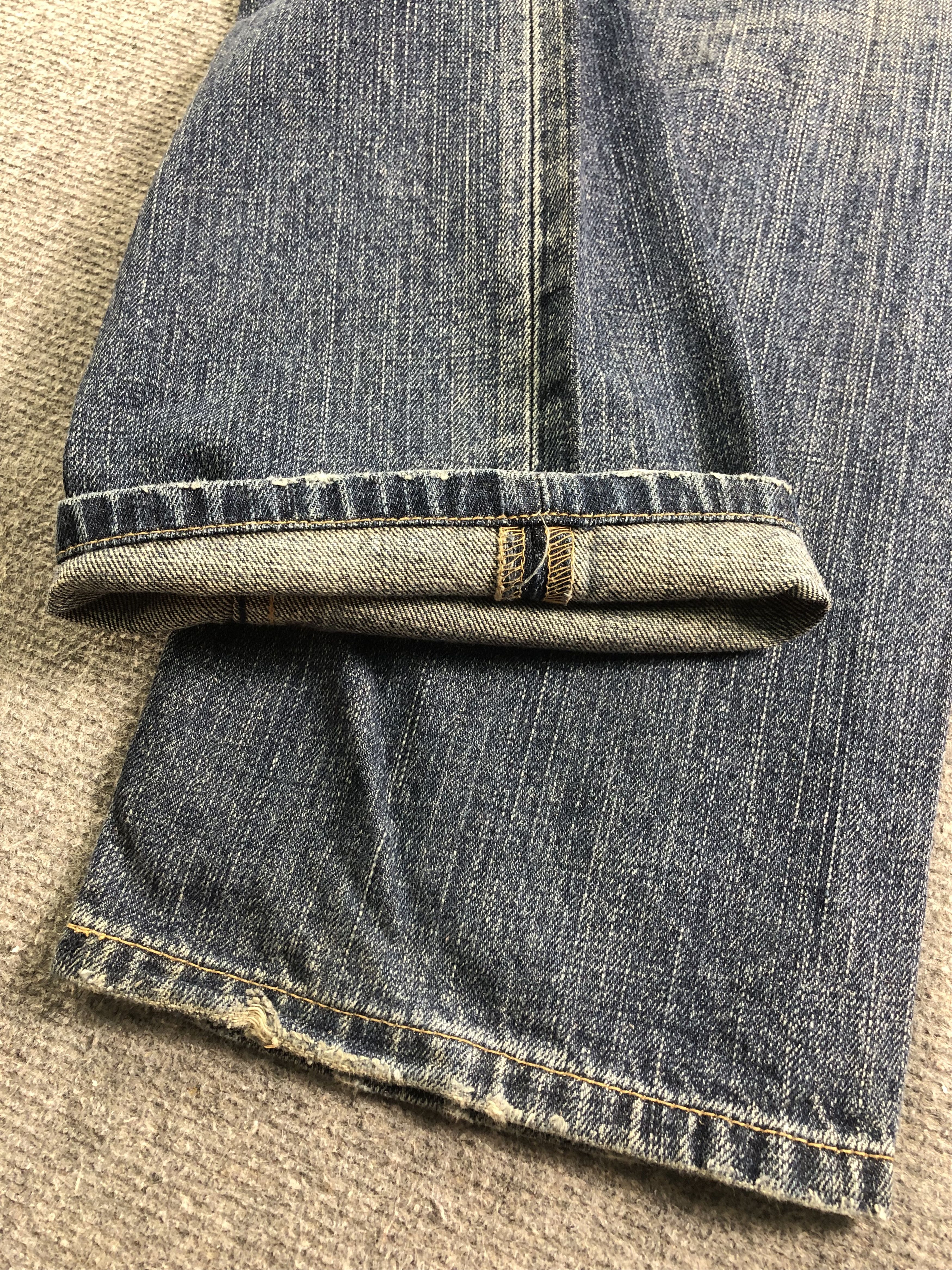 Levi's Faded Blue Levis Denim Jeans 35x31.5 Size US 35 - 11 Thumbnail
