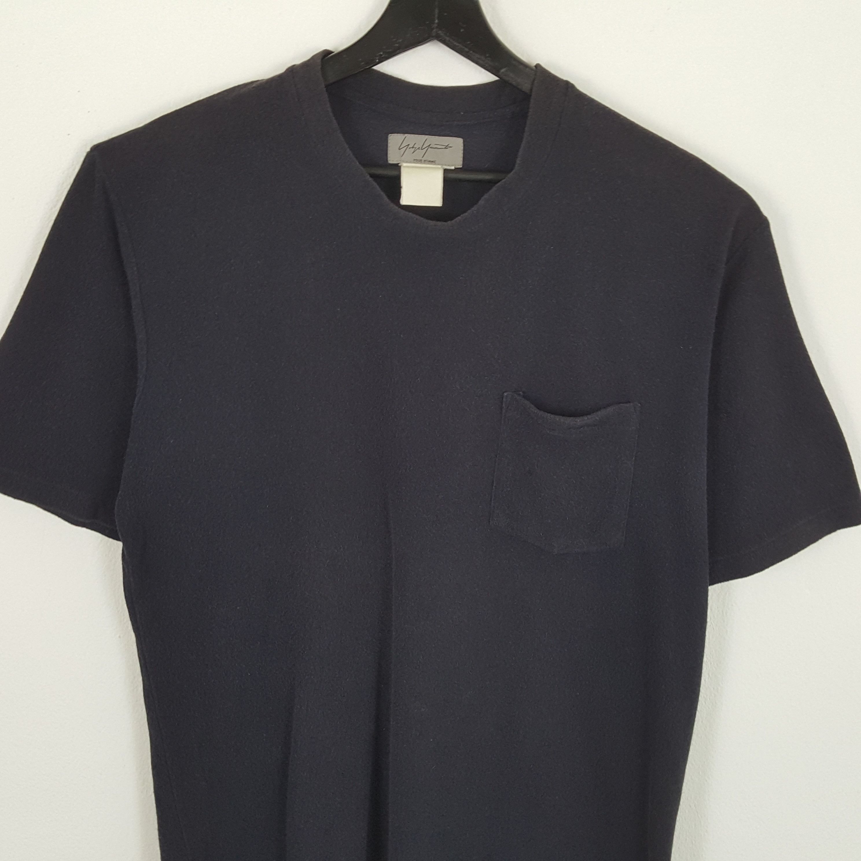 Japanese Brand × Vintage × Yohji Yamamoto YOHJI YAMAMOTO Japanese Designer Single Pocket Design Tshirt Size US L / EU 52-54 / 3 - 2 Thumbnail