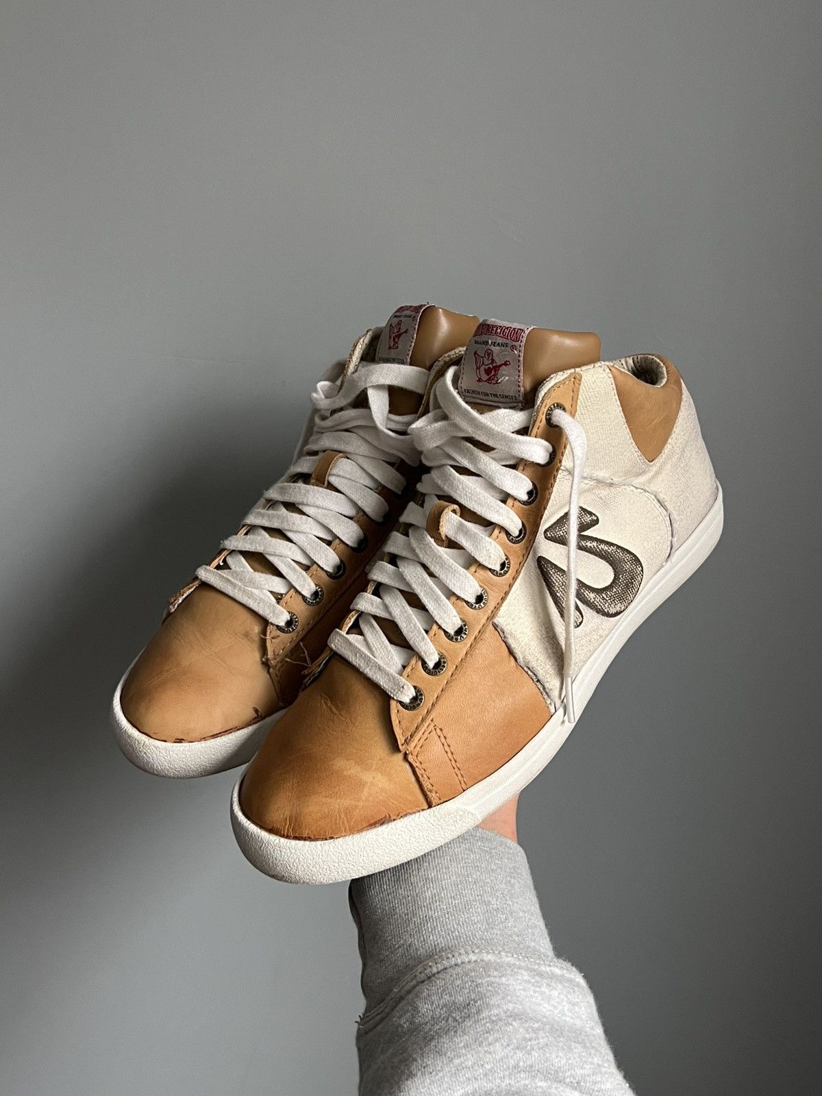 True Religion True Religion Logo Leather Hi-Top Sneakers Size US 10 / EU 43 - 1 Thumbnail