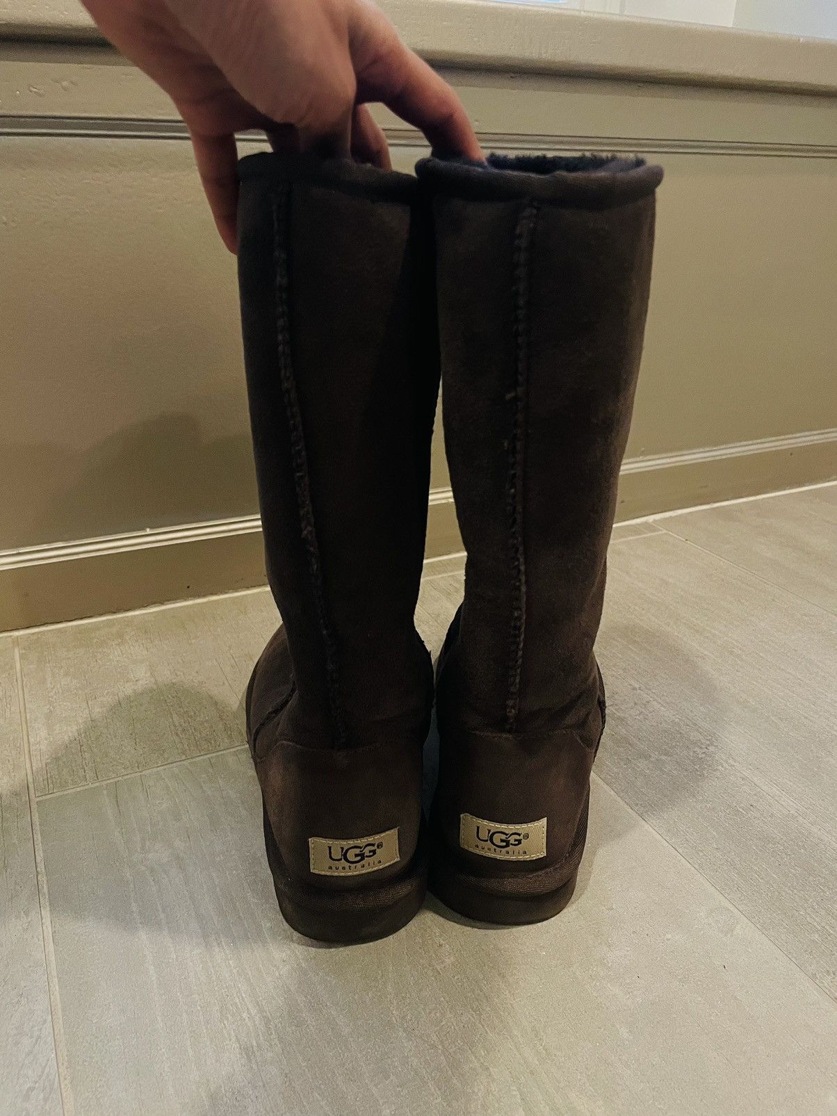 Ugg UGG Classic Tall Boot Women Size 9 Brown Size US 9 / IT 39 - 1 Thumbnail