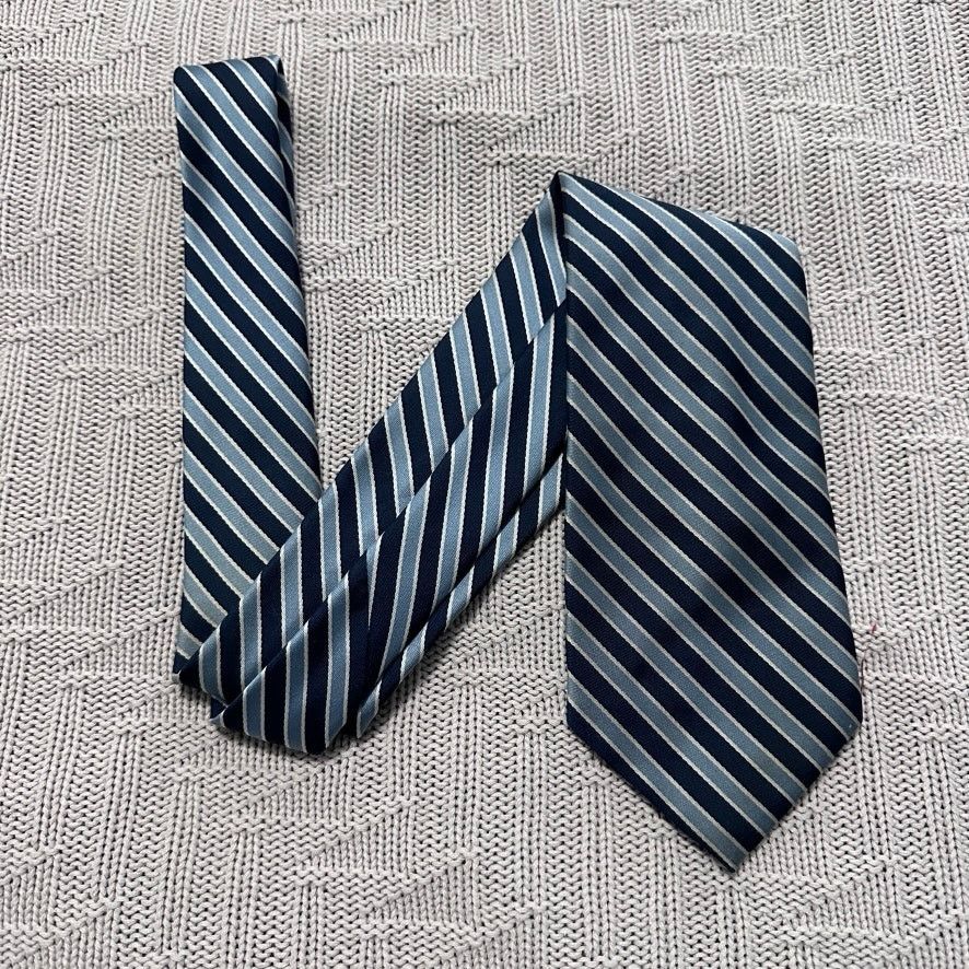 Vintage Vintage Interwoven navy and light blue striped men's tie Size ONE SIZE - 1 Thumbnail