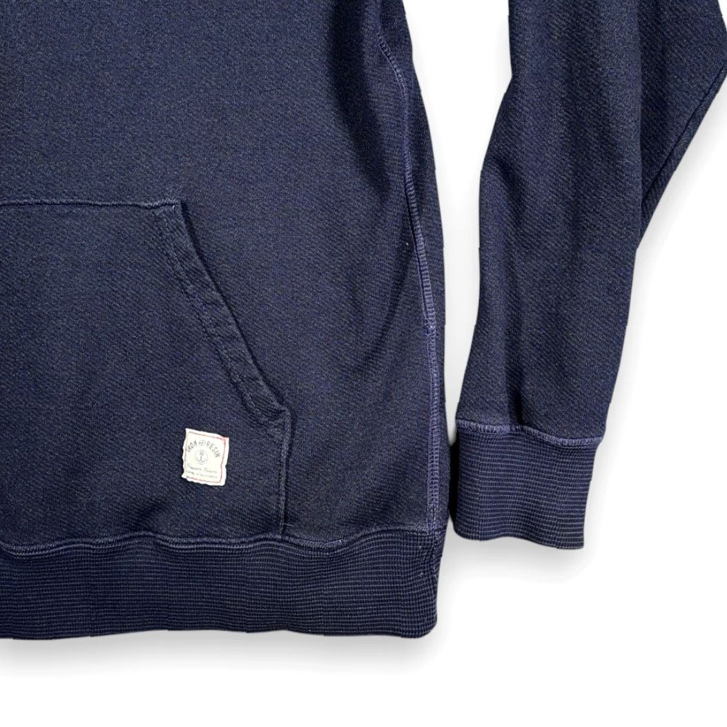 Vintage Iron and Resin Sweater Pullover Adult MEDIUM Blue Sweatshirt Hoodie USA Size US M / EU 48-50 / 2 - 4 Thumbnail
