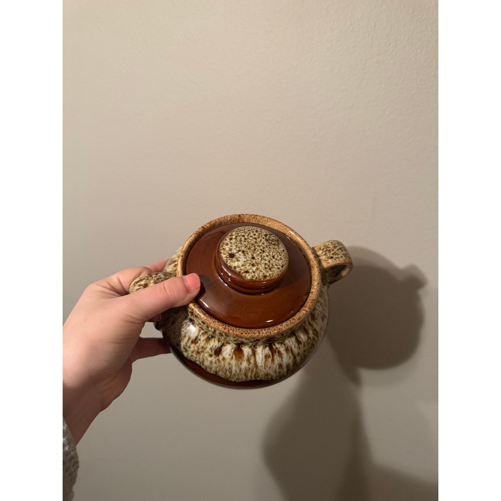 Other 2570 Antique Harker Pottery Rockingham Brown Drip Bean Size ONE SIZE - 2 Thumbnail