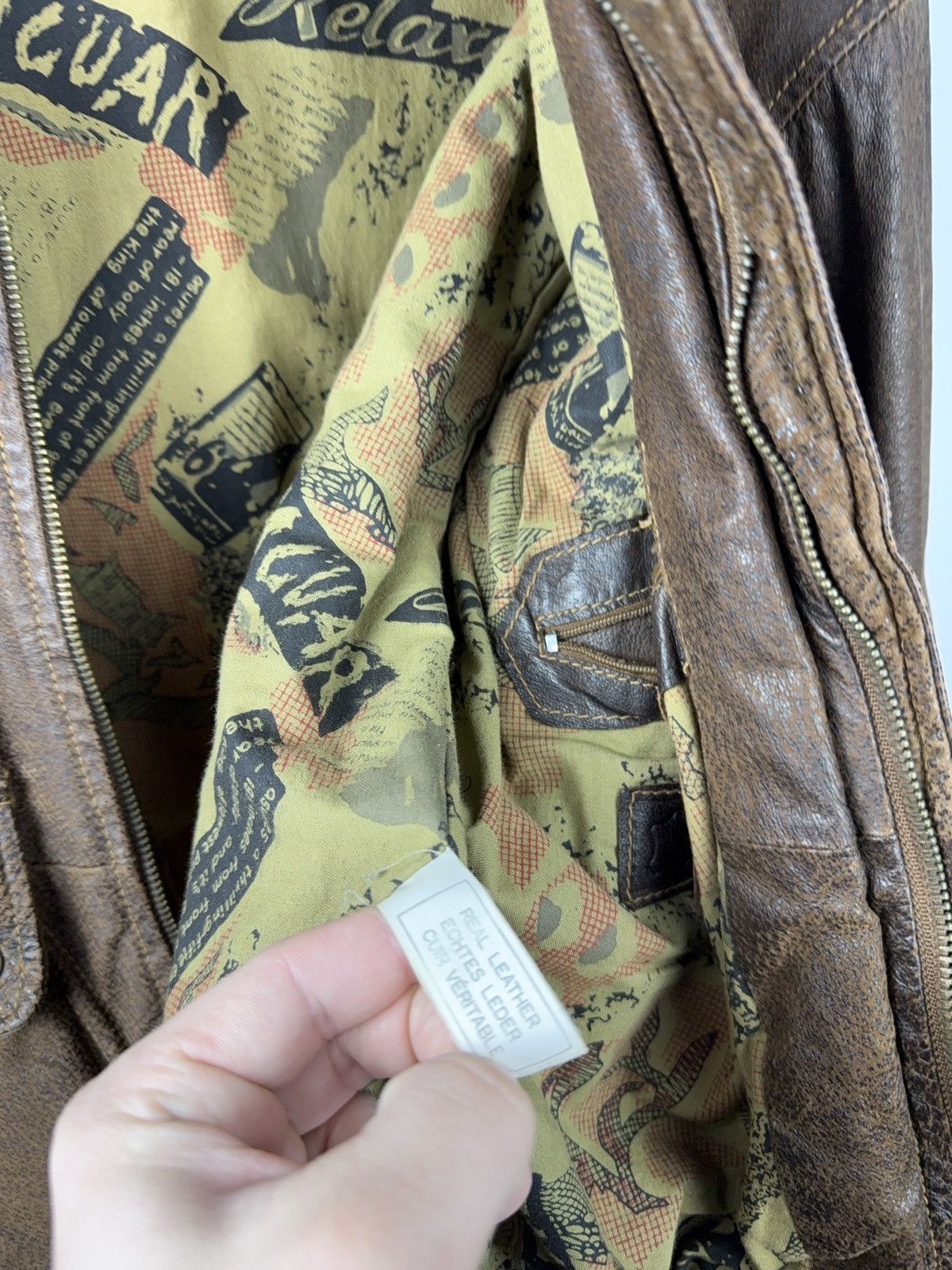 Vintage Vintage 90s Retro Leather Bomber Biker Moto Jacket Style Size US S / EU 44-46 / 1 - 23 Thumbnail