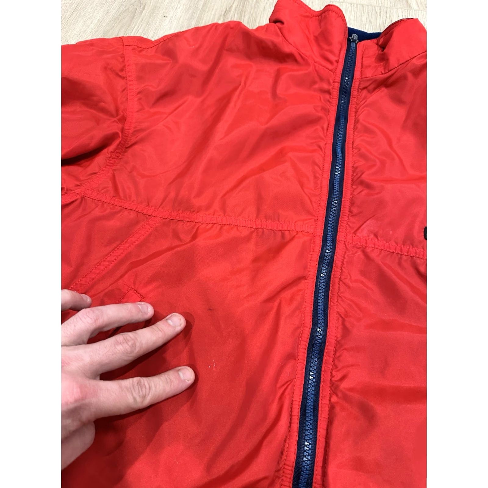 Patagonia VINTAGE Patagonia Men's Fleece Lined Bomber Jacket Red Blue Made in USA L 90s Outdoor Nylon Jacket Size US L / EU 52-54 / 3 - 5 Thumbnail