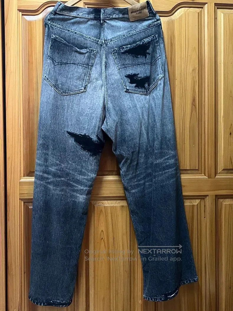 Balenciaga Balenciaga Trompe-L'Oeil Baggy Jeans. Size US 26 / EU 42 - 2 Thumbnail