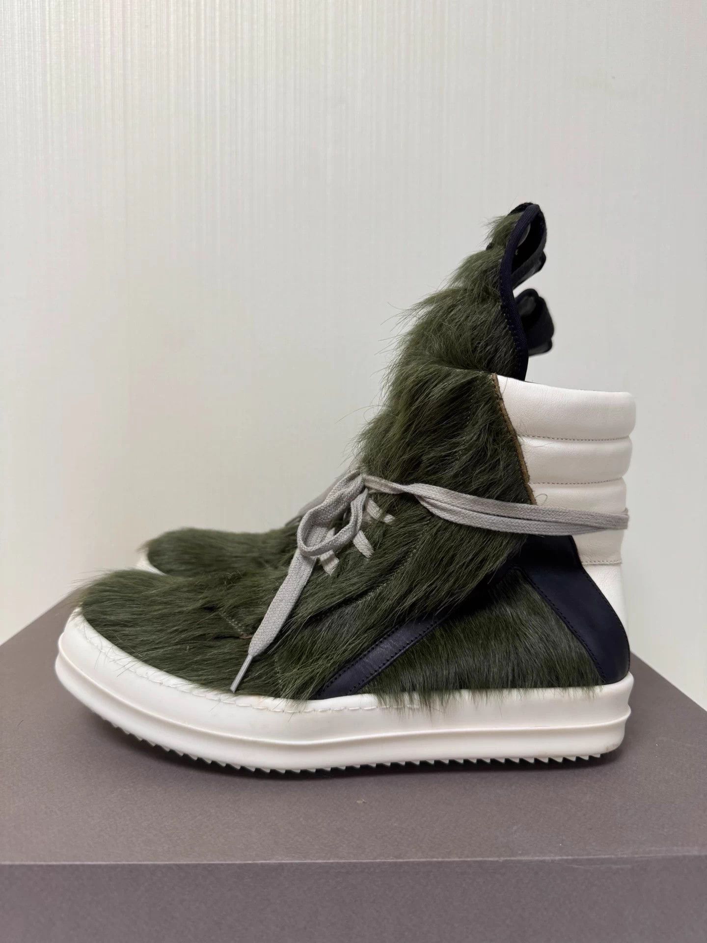 Rick Owens Rick Owens 21FW Green Mohair Triangle OG Size 42 Size US 9 / EU 42 - 2 Thumbnail
