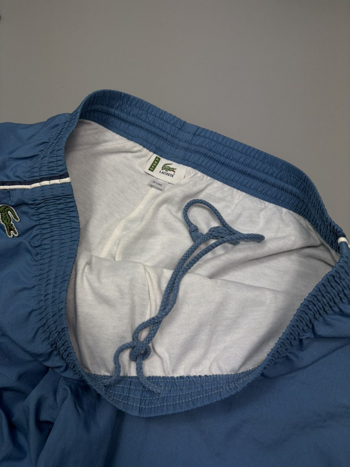 Lacoste Lacoste vintage nylon pants street wear style Size US 34 / EU 50 - 13 Thumbnail