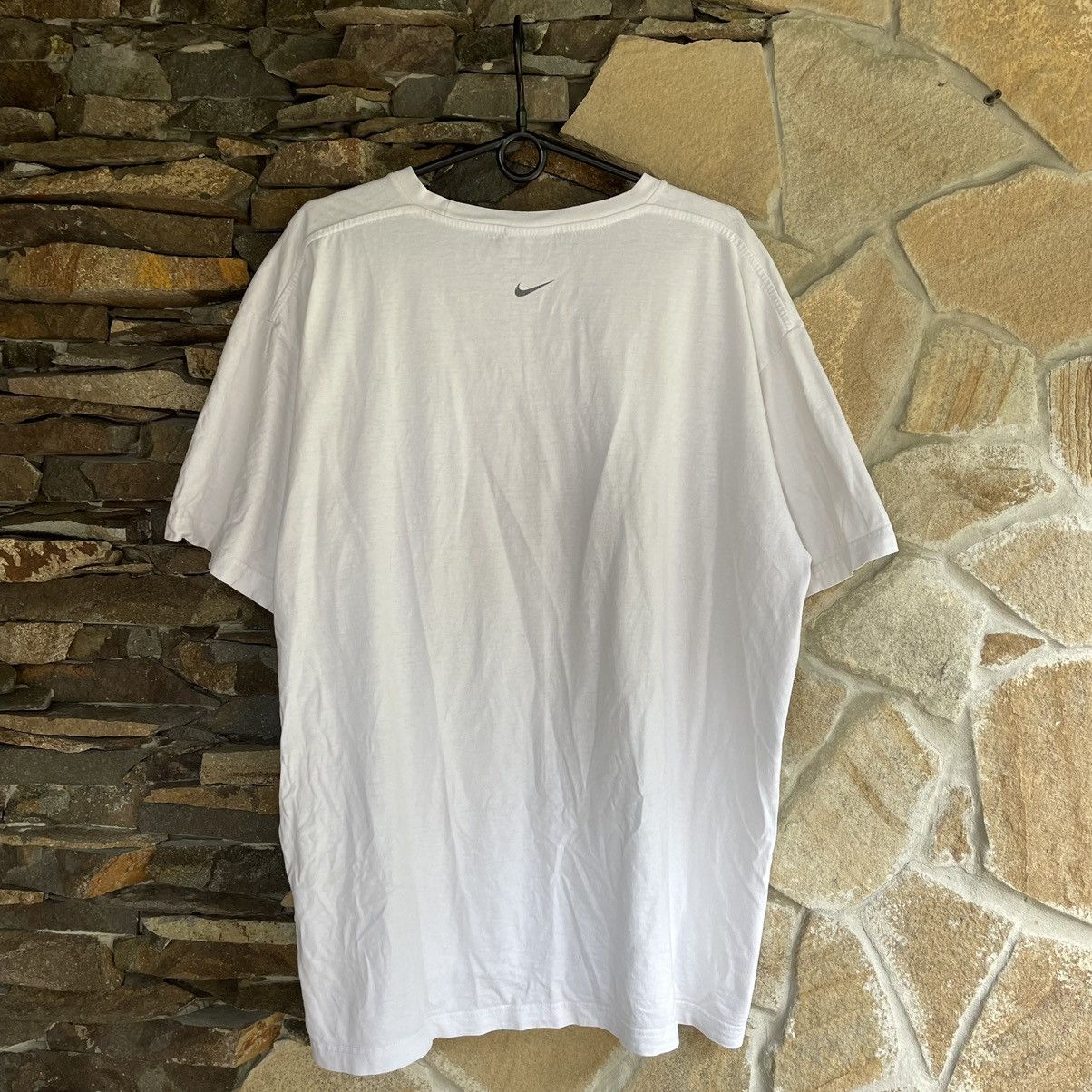 Nike Vintage Nike Shox Central Logo T-Shirt Size US XL / EU 56 / 4 - 4 Thumbnail