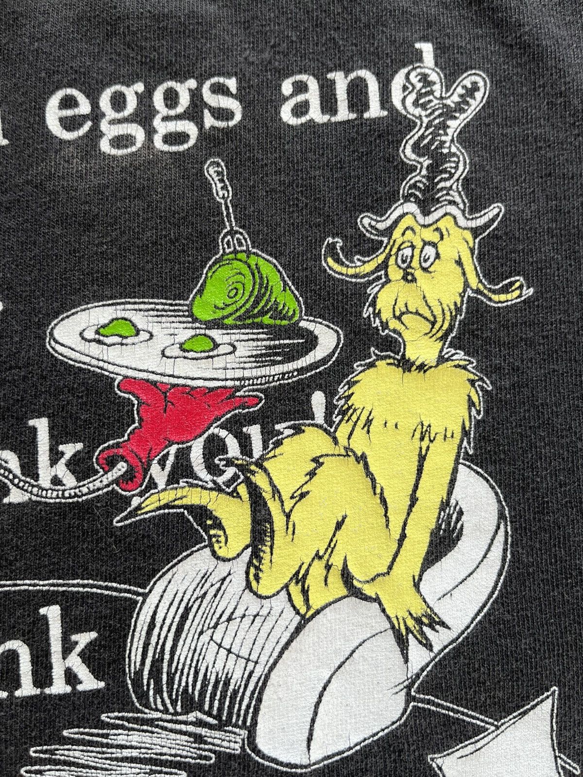Vintage Dr. Seuss (The Grinch) 90’s Size US XL / EU 56 / 4 - 4 Thumbnail