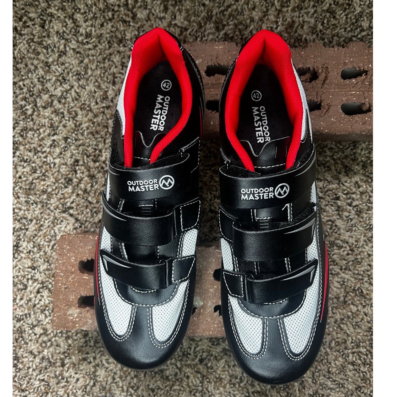 Other Outdoor Master Biker Cycling Shoes with Cleats Black/Red 42 Size US 10.5 / IT 40.5 - 6 Thumbnail