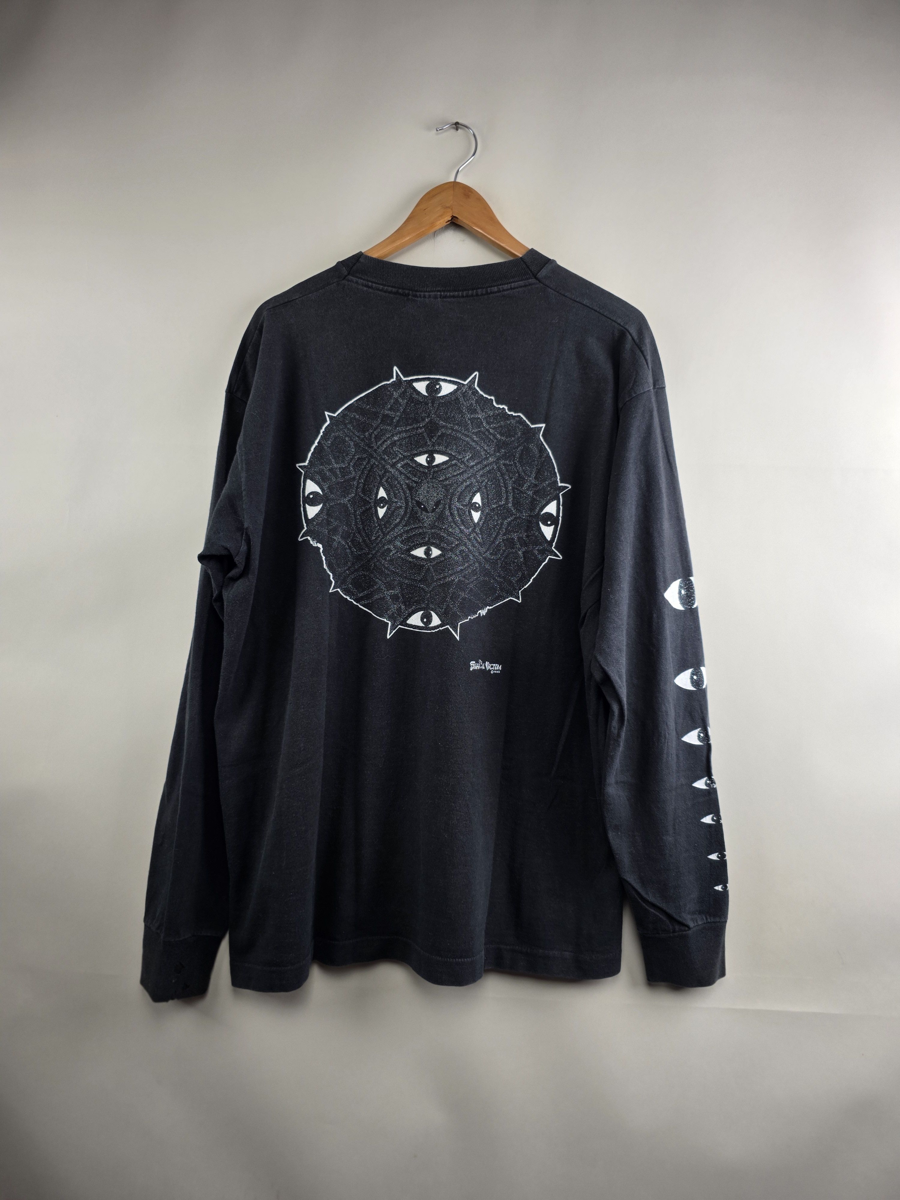 Alien Workshop × Fashion Victim × Vintage 90s Fashion Victim Alien Long-sleeve XL 23" 30.5" Size US XL / EU 56 / 4 - 7 Thumbnail