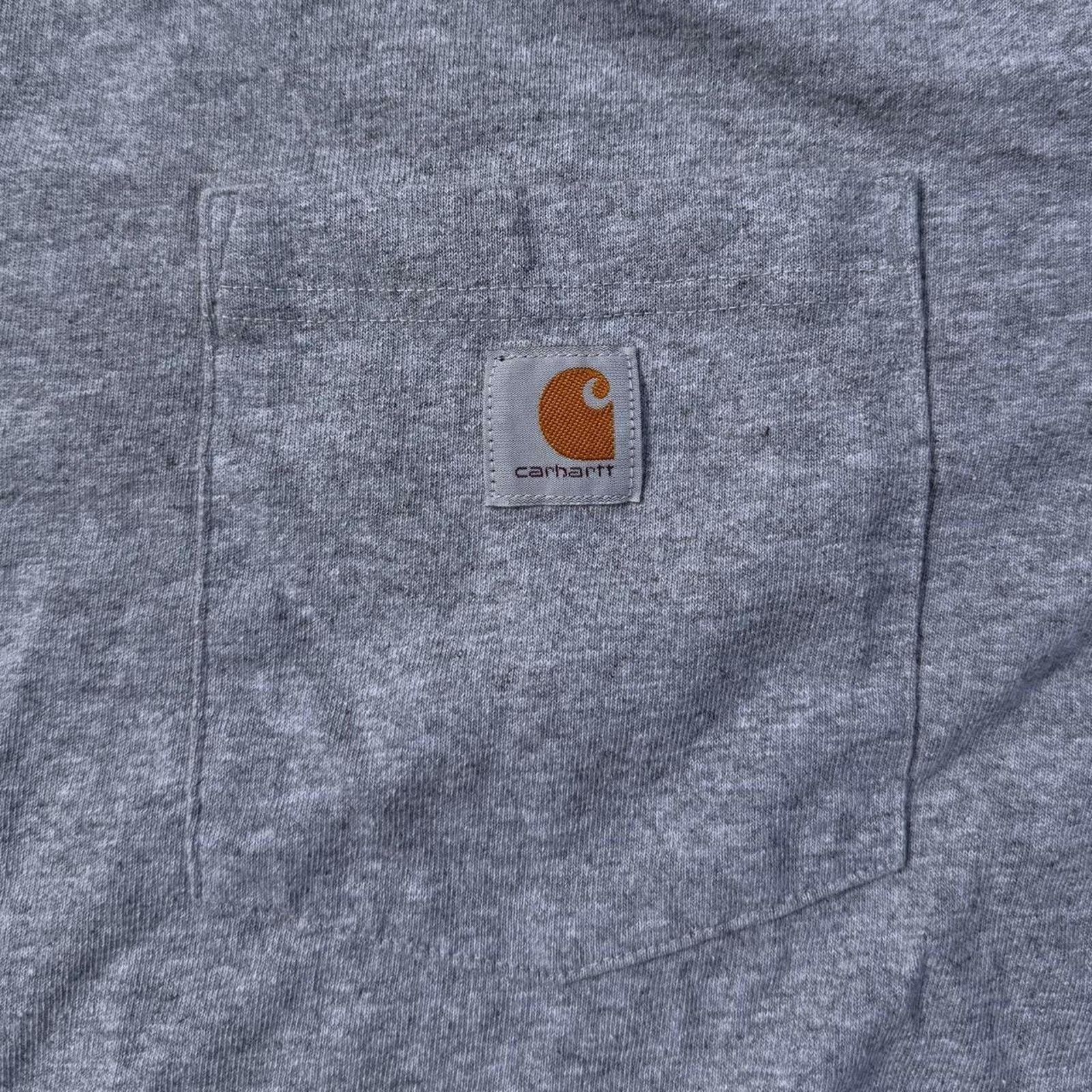 Carhartt Carhartt Pocket Tee Shirt Grey Gray Size L Size US L / EU 52-54 / 3 - 2 Thumbnail