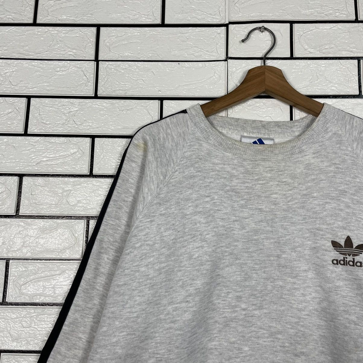 Adidas Vintage Adidas Crewneck Sweatshirt Size US M / EU 48-50 / 2 - 6 Thumbnail