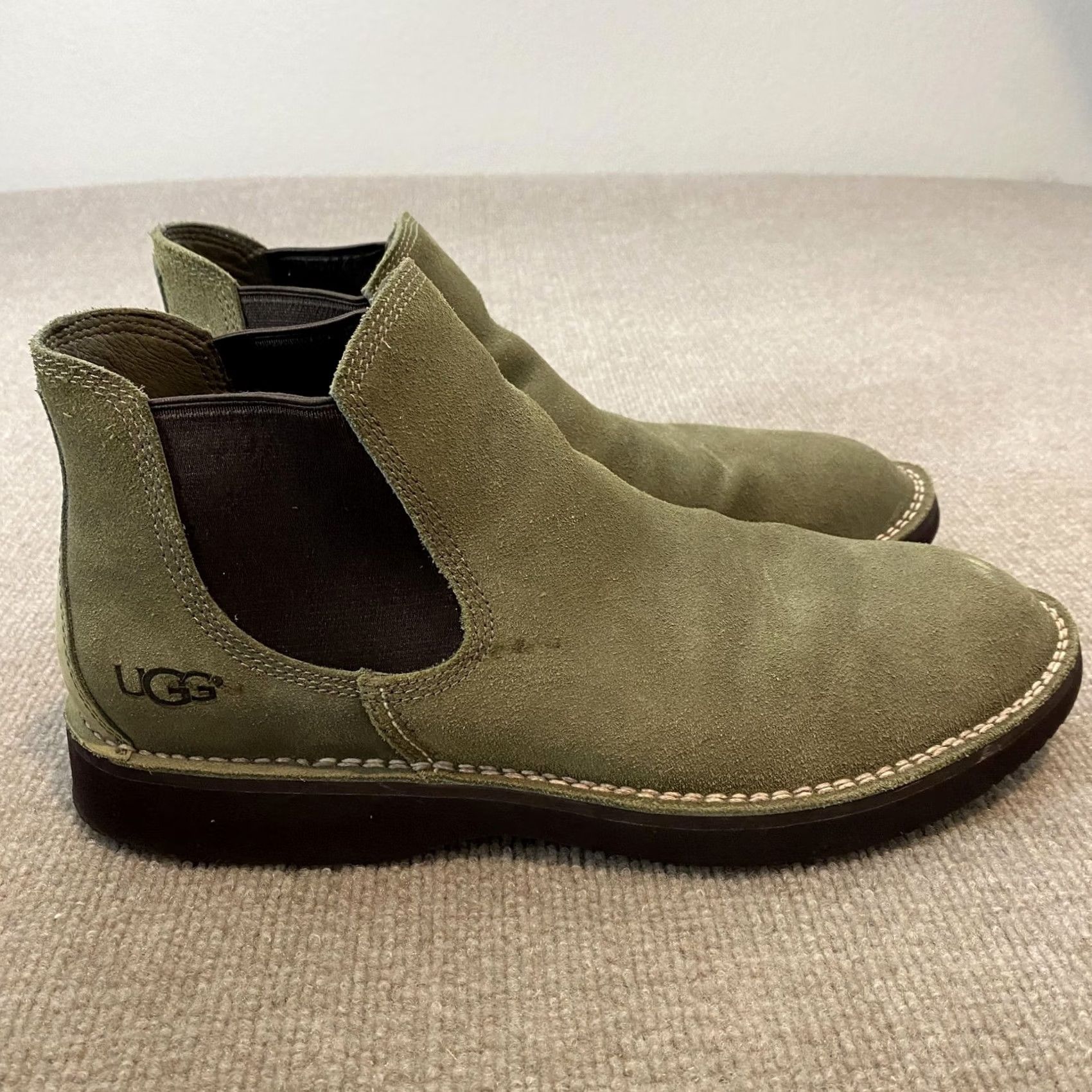 UGG Camino Chelsea Boot Mens 11.5 Green Suede Chelsea Boot  display picture 1