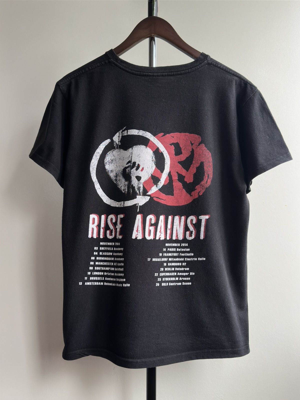 Band Tees × Vintage VINTAGE Y2K RISE AGAINST 2014 TOUR BAND TEE Size US M / EU 48-50 / 2 - 2 Thumbnail
